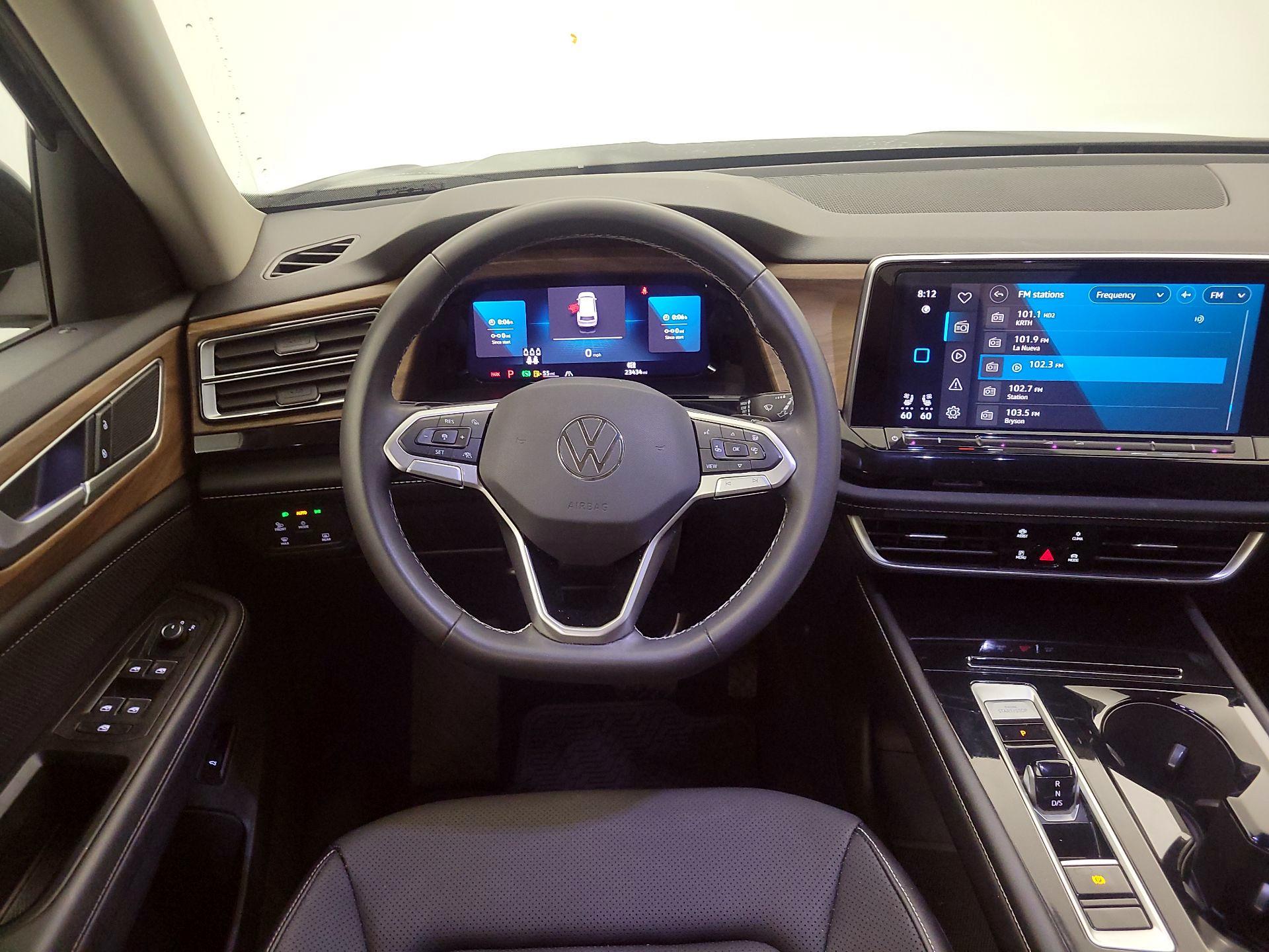 Thumbnail: 2024 Volkswagen Atlas - 10