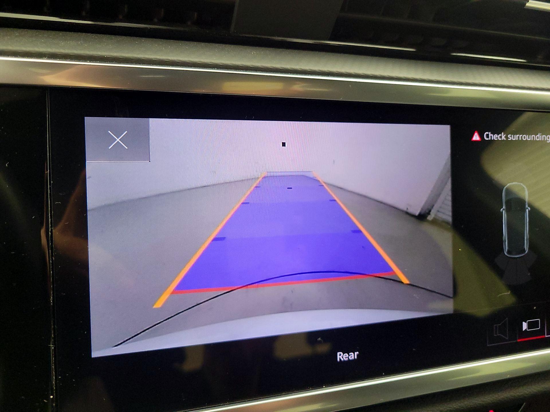 Thumbnail: 2024 Audi Q3 - 14