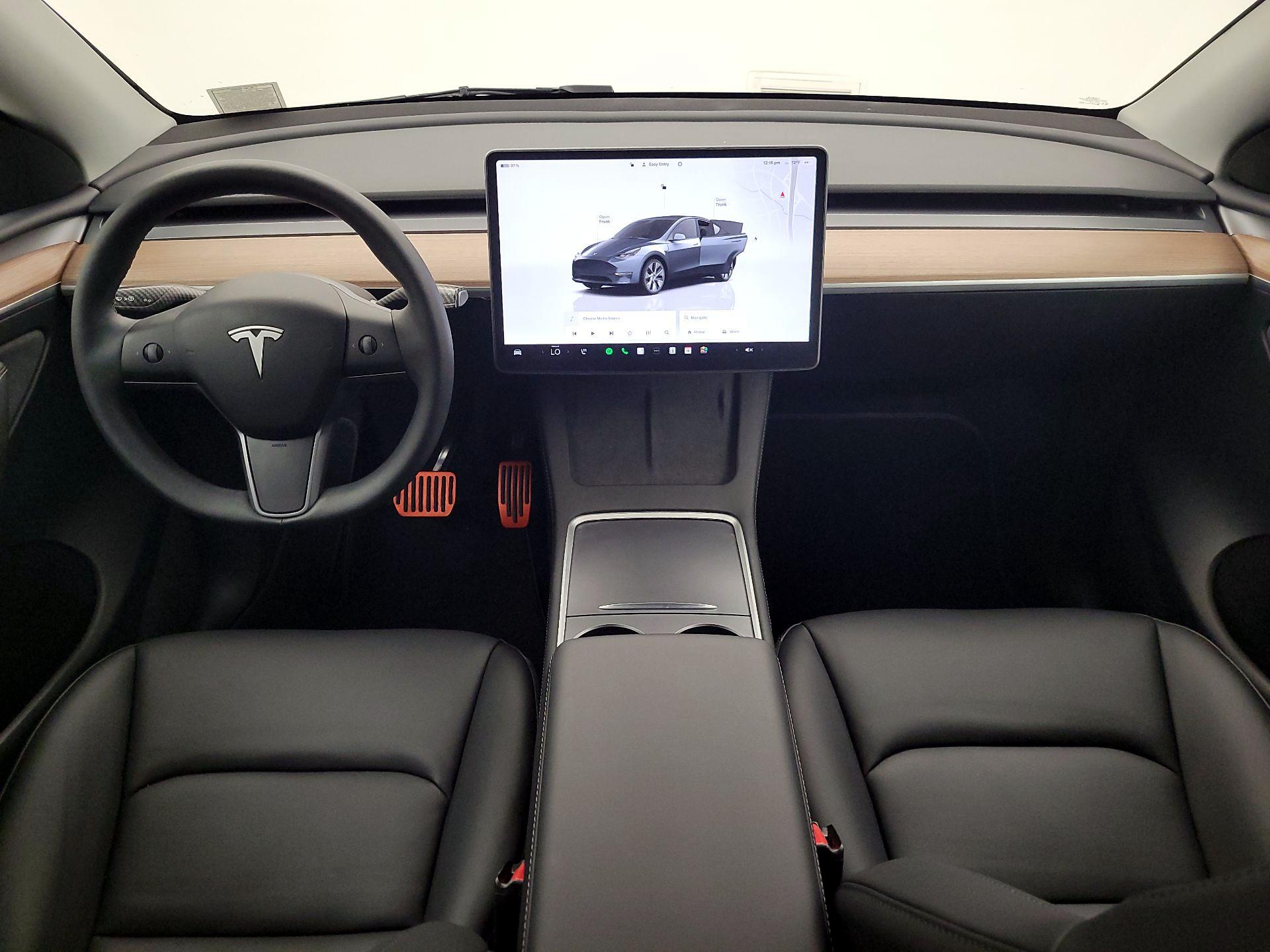 Thumbnail: 2023 Tesla Model Y - 9