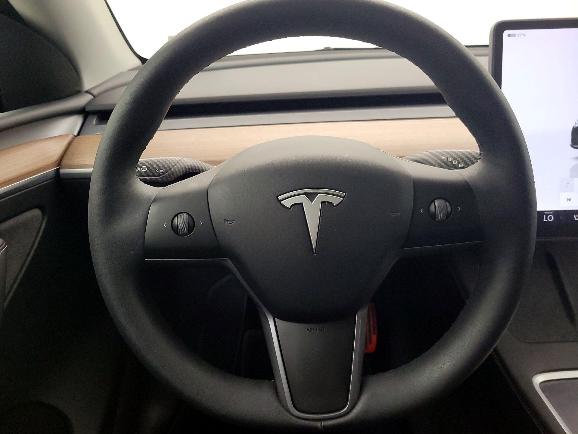 Thumbnail: 2023 Tesla Model Y - 10