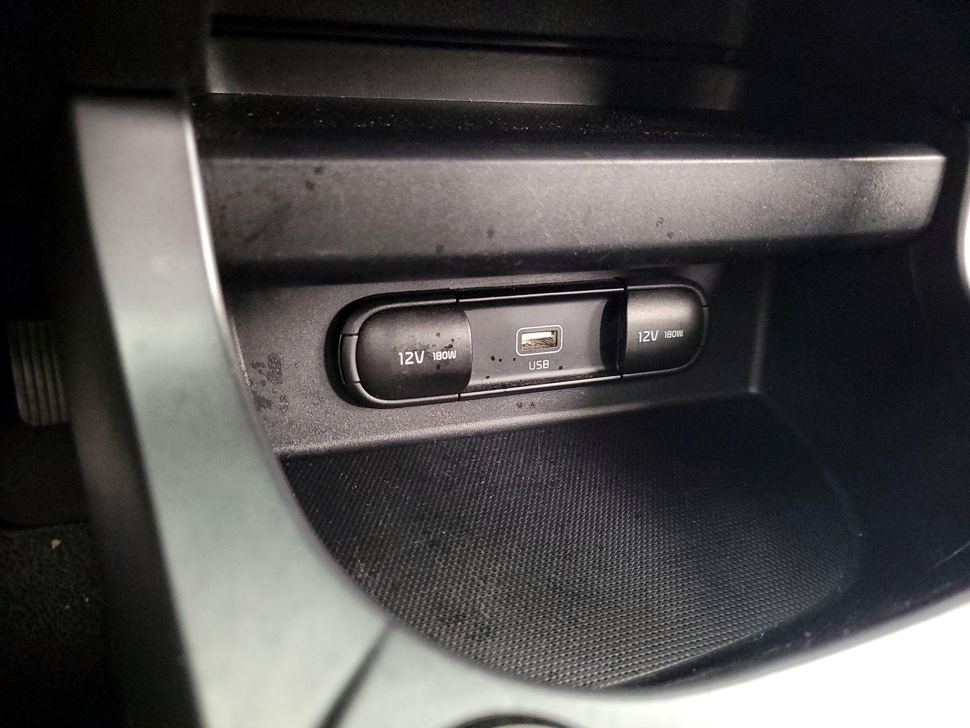 Thumbnail: 2021 Kia Seltos - 18