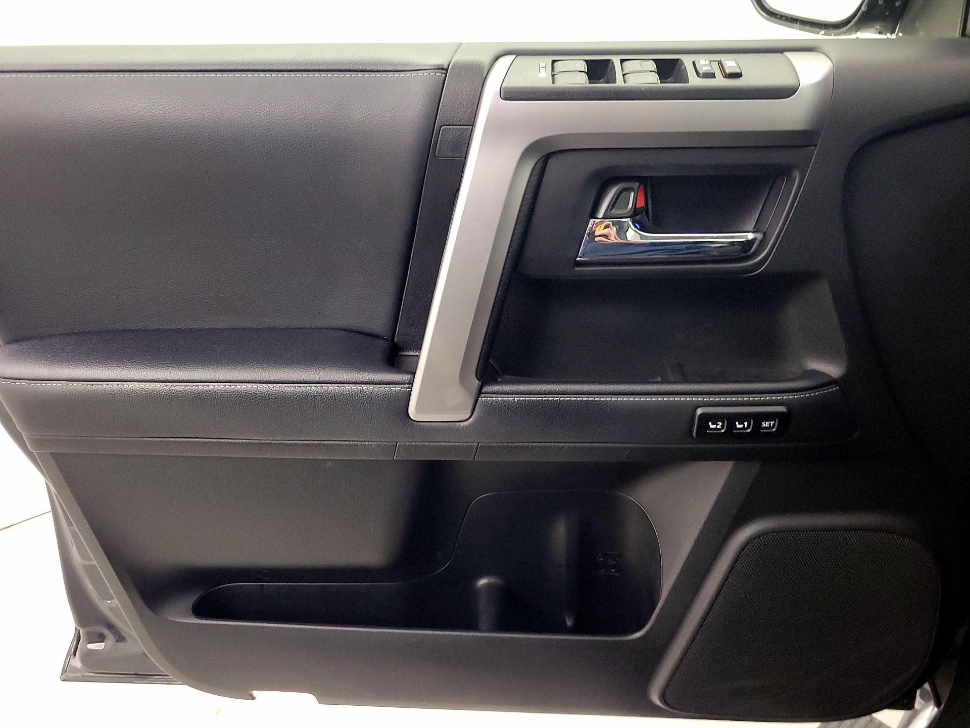 Thumbnail: 2024 Toyota 4Runner - 12