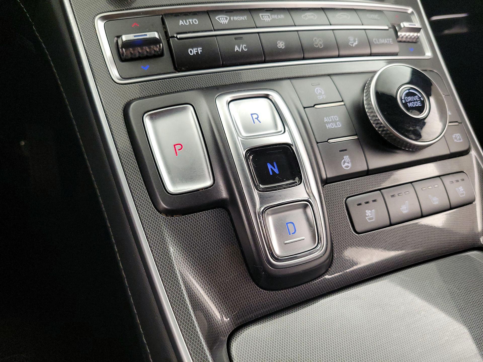 Thumbnail: 2022 Hyundai Santa Fe - 18