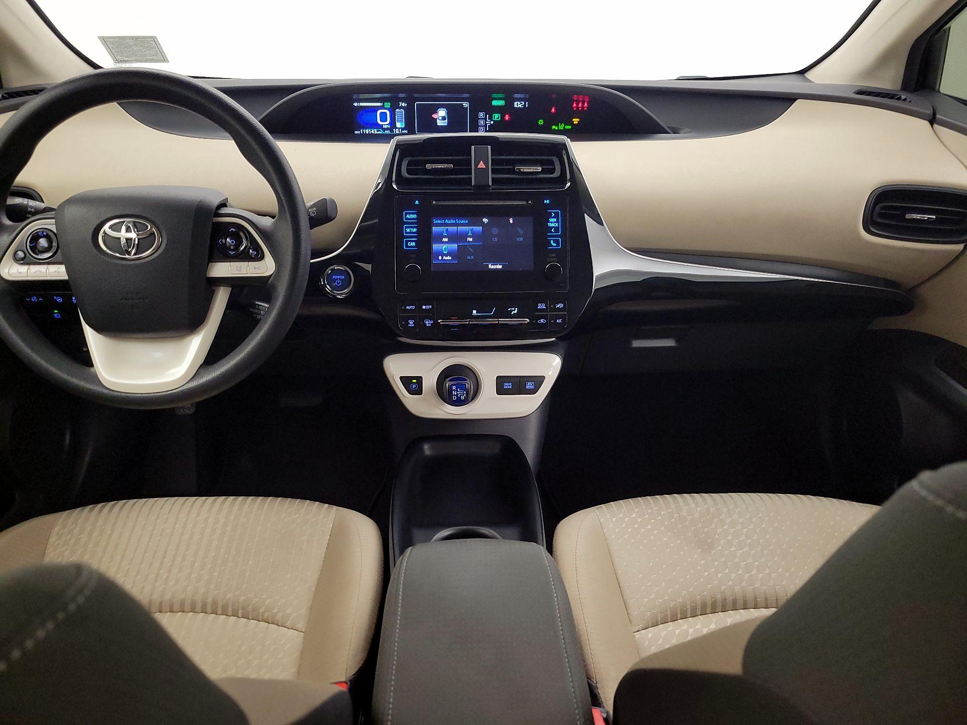 Thumbnail: 2017 Toyota Prius - 9