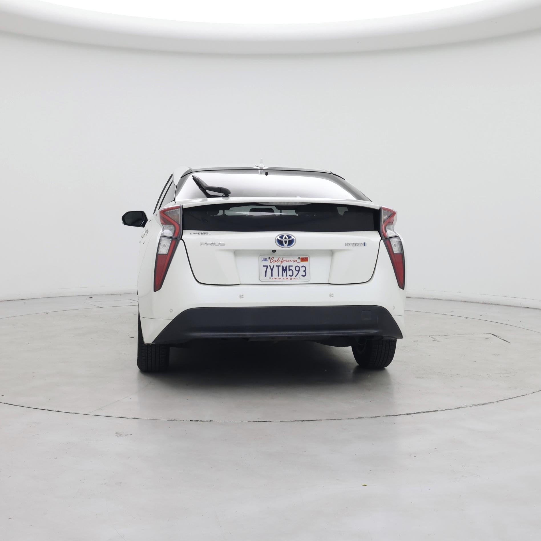 Thumbnail: 2017 Toyota Prius - 6