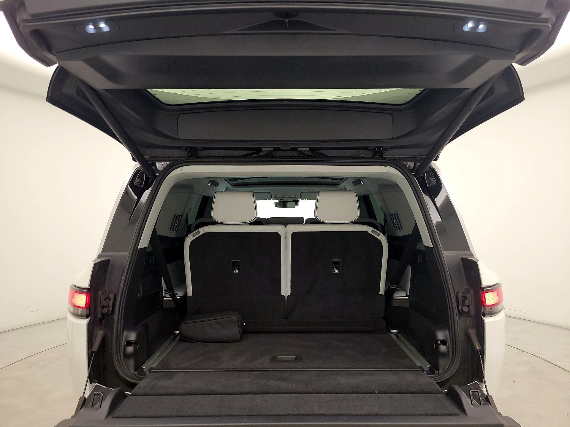 Thumbnail: 2023 Rivian R1S - 20