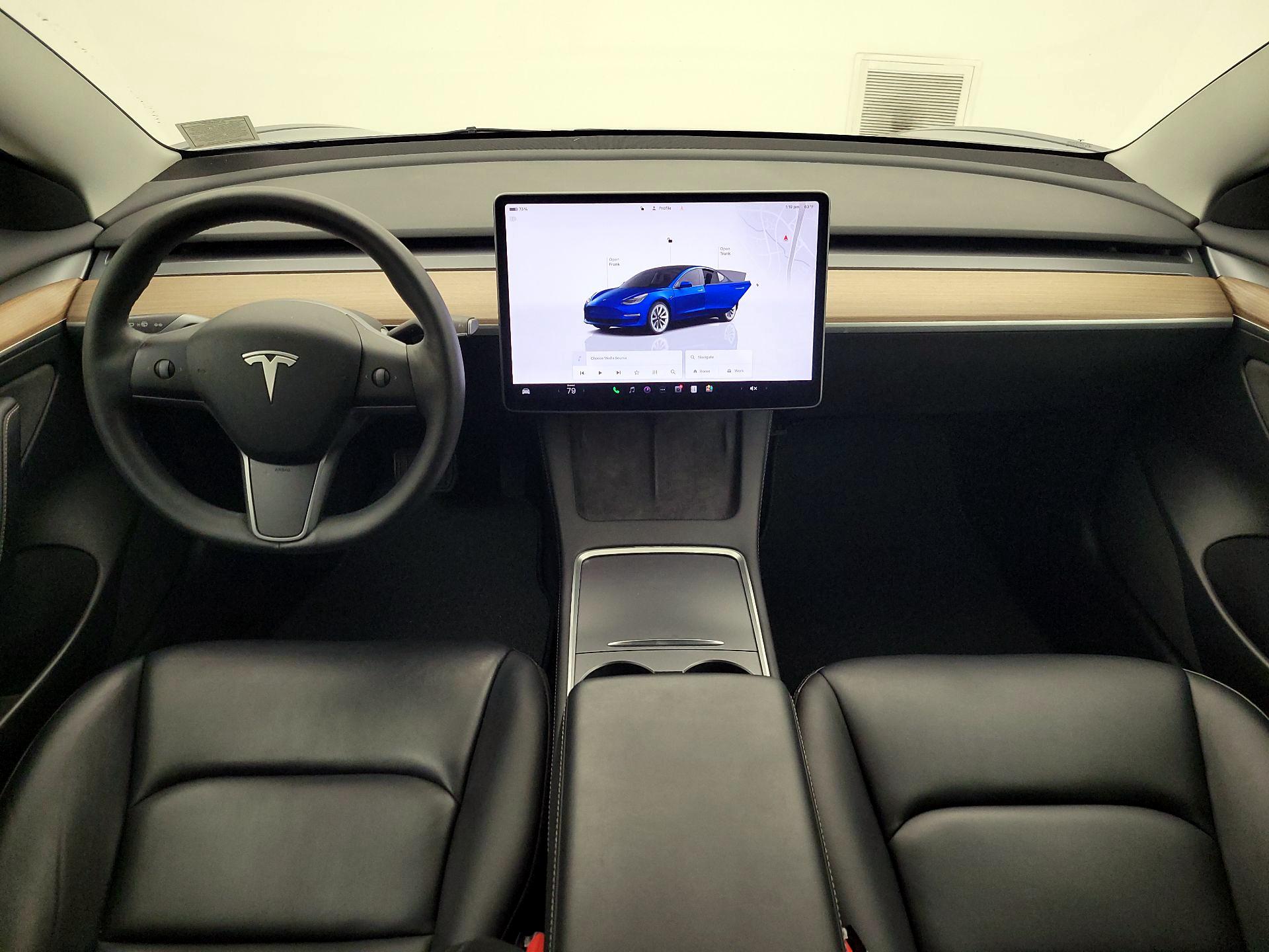 Thumbnail: 2022 Tesla Model 3 - 9