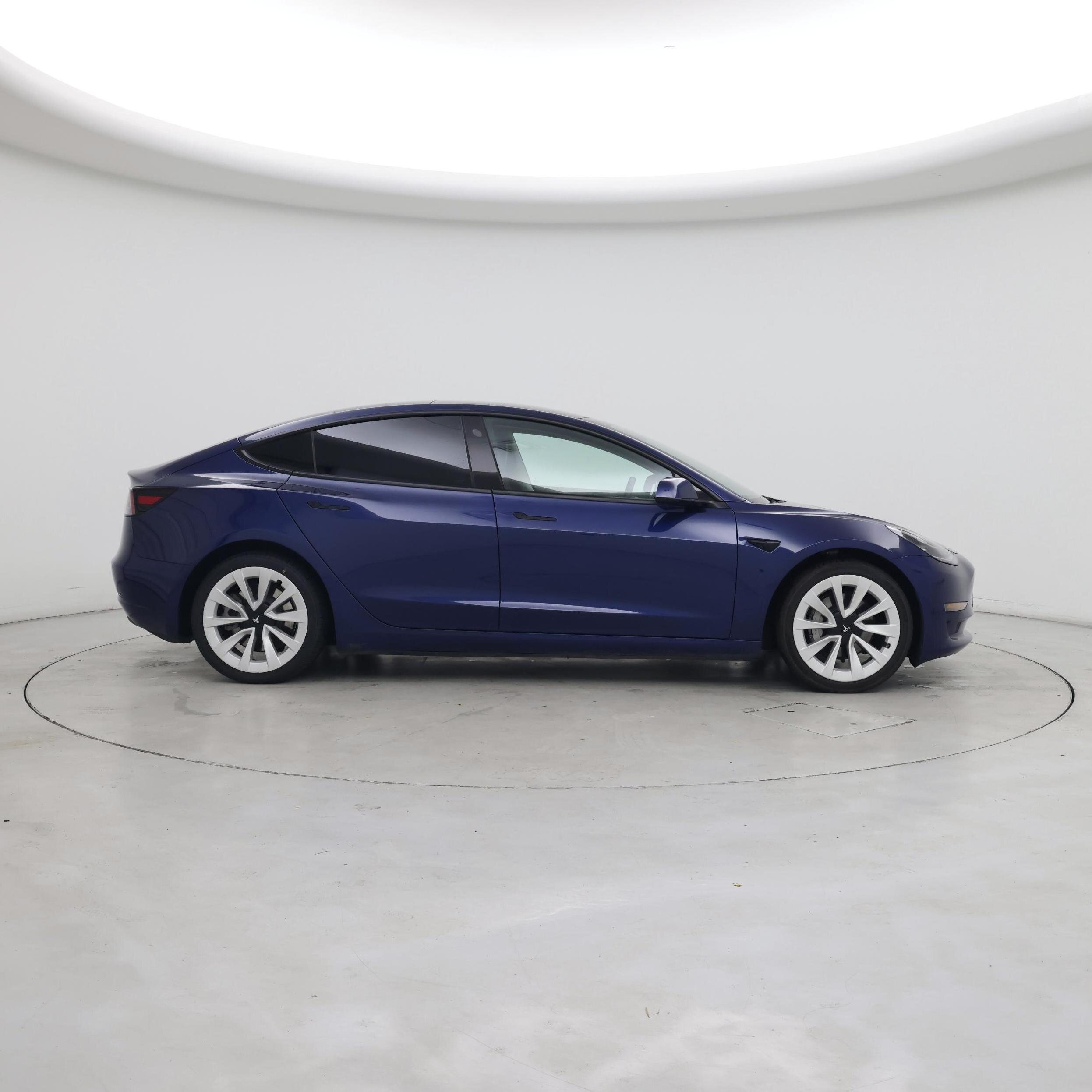 Thumbnail: 2022 Tesla Model 3 - 7