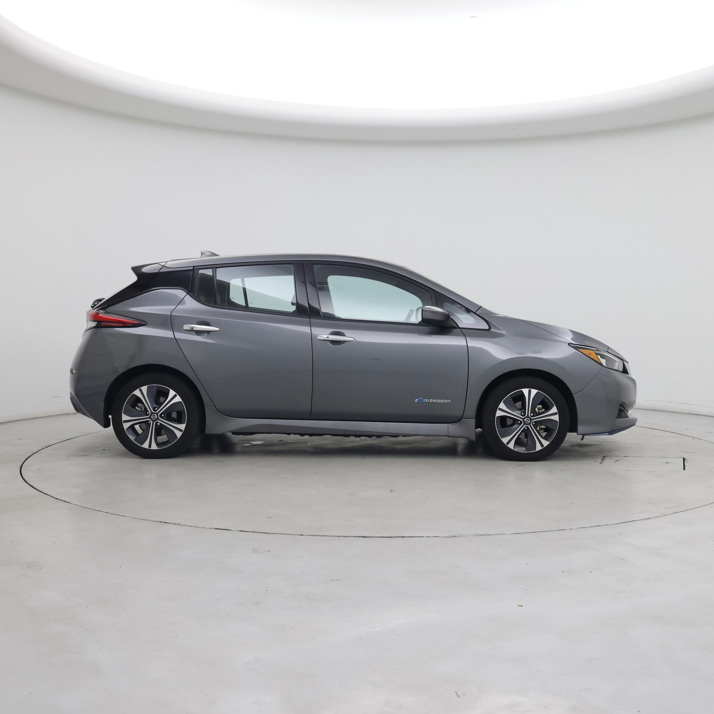 Thumbnail: 2019 Nissan Leaf - 7