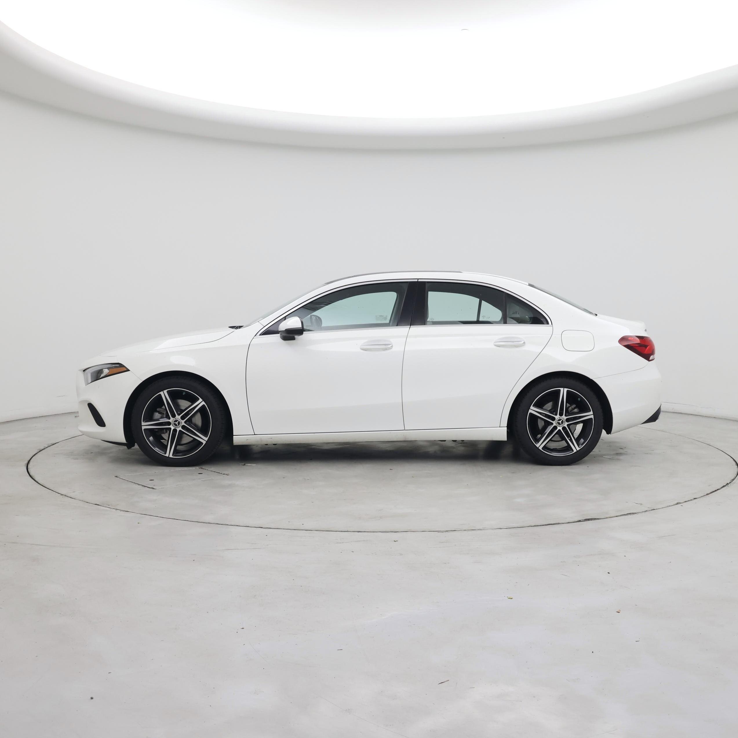 Thumbnail: 2019 Mercedes-Benz A-Class - 3