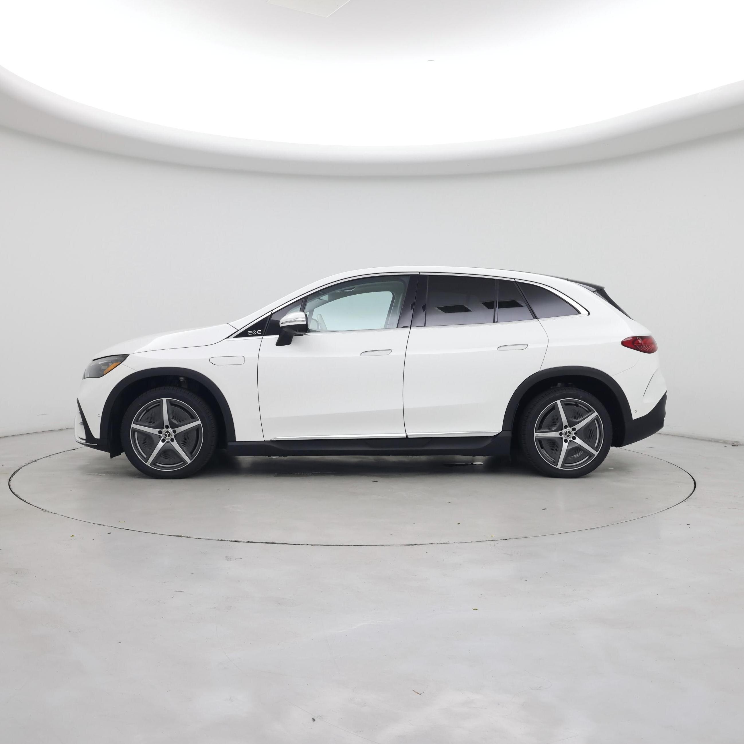 Thumbnail: 2023 Mercedes-Benz EQE - 3