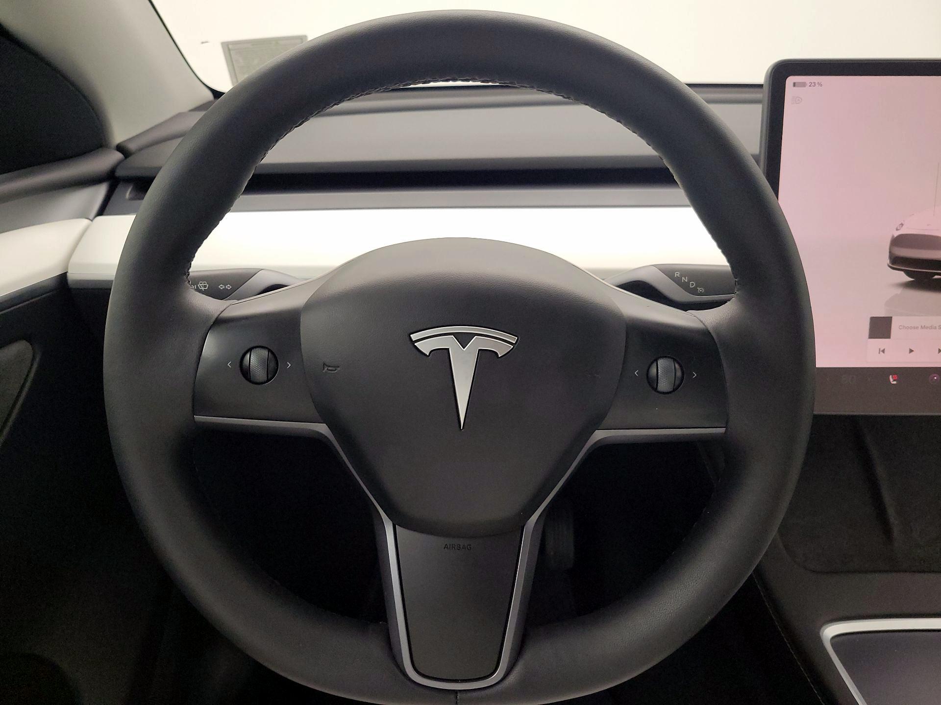 Thumbnail: 2023 Tesla Model Y - 10