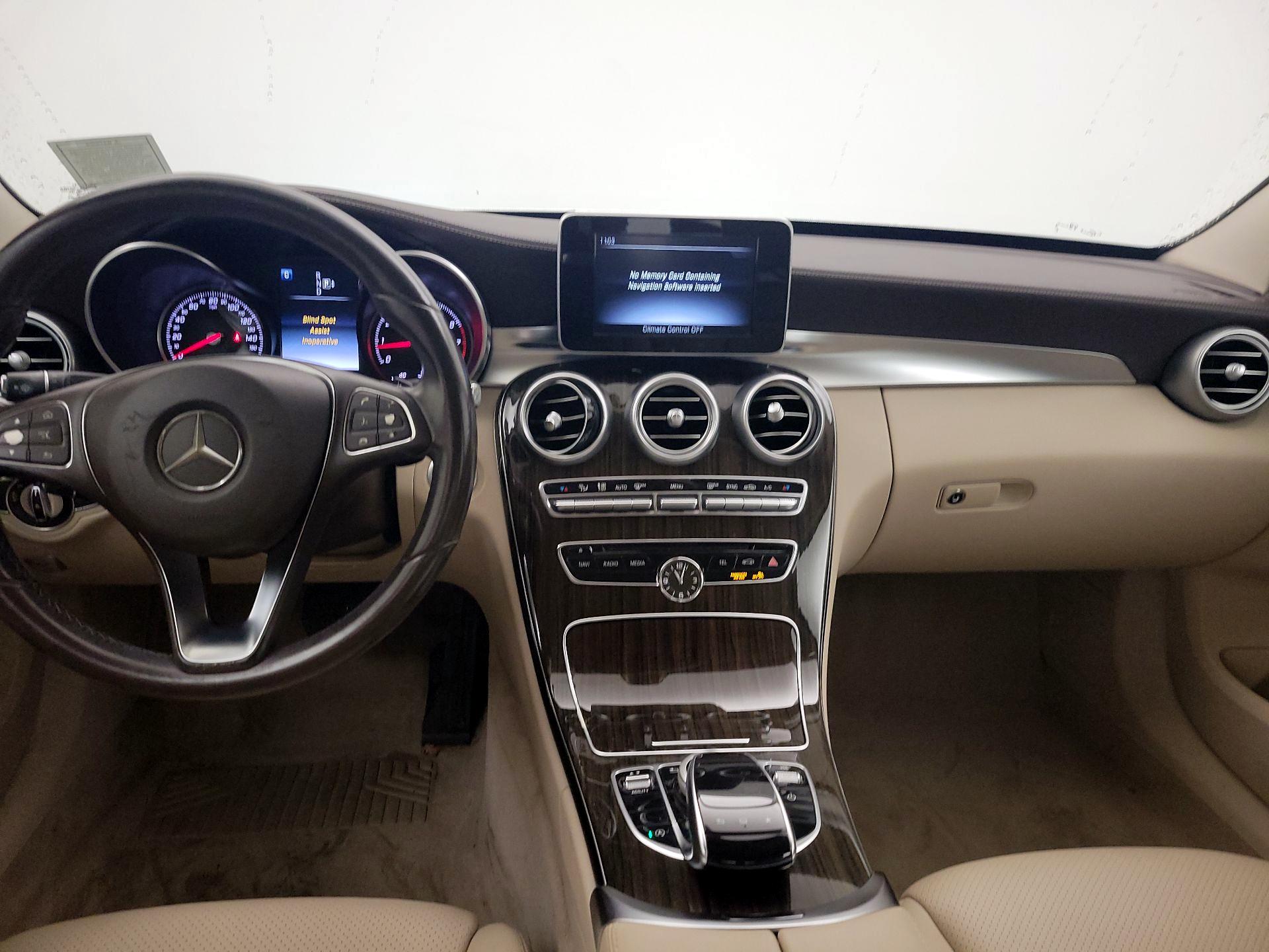 Thumbnail: 2015 Mercedes-Benz C-Class - 9