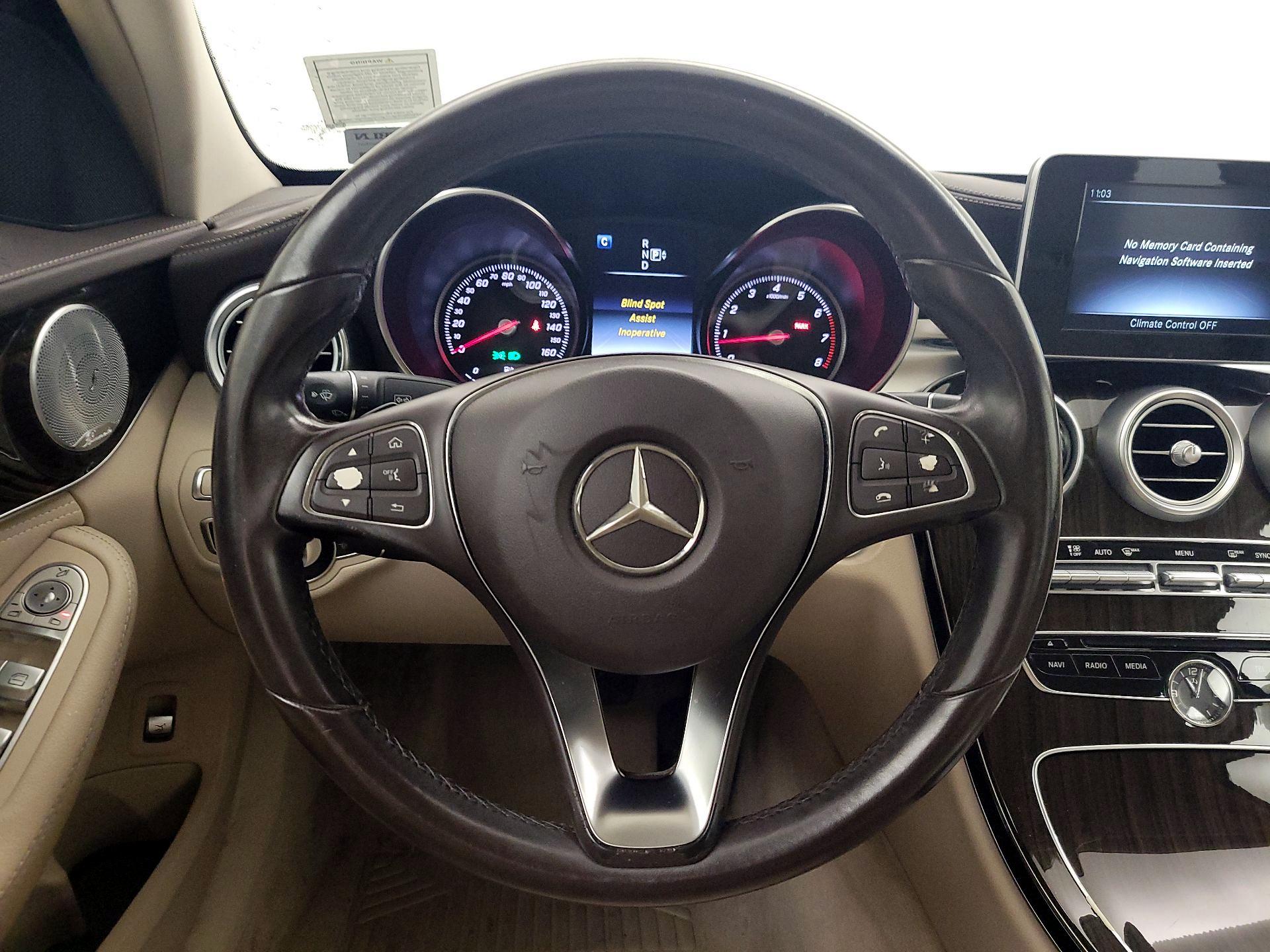 Thumbnail: 2015 Mercedes-Benz C-Class - 10