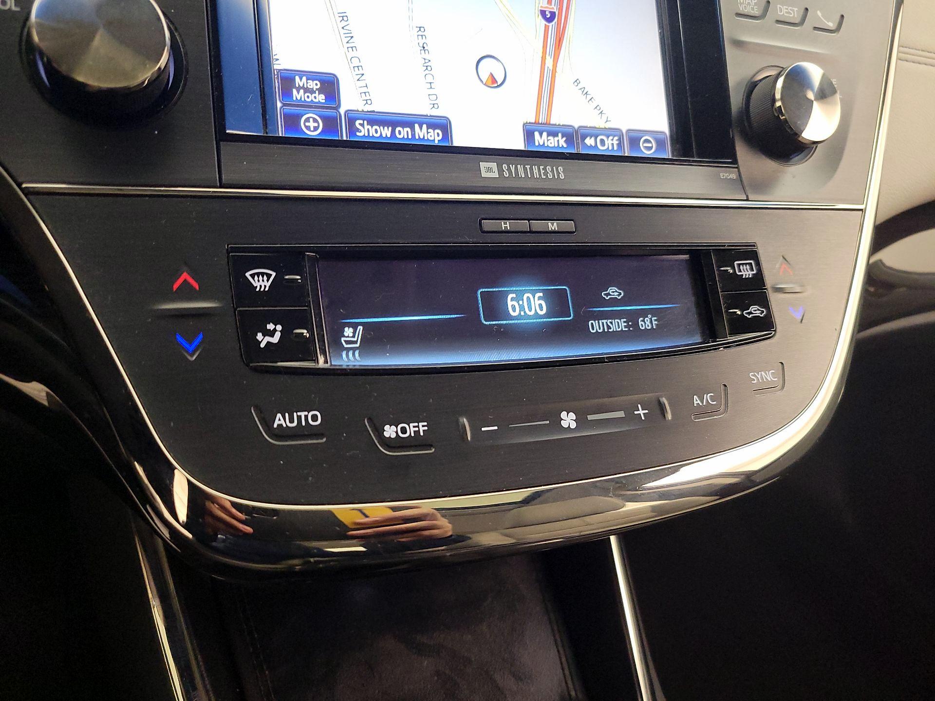 Thumbnail: 2014 Toyota Avalon - 17