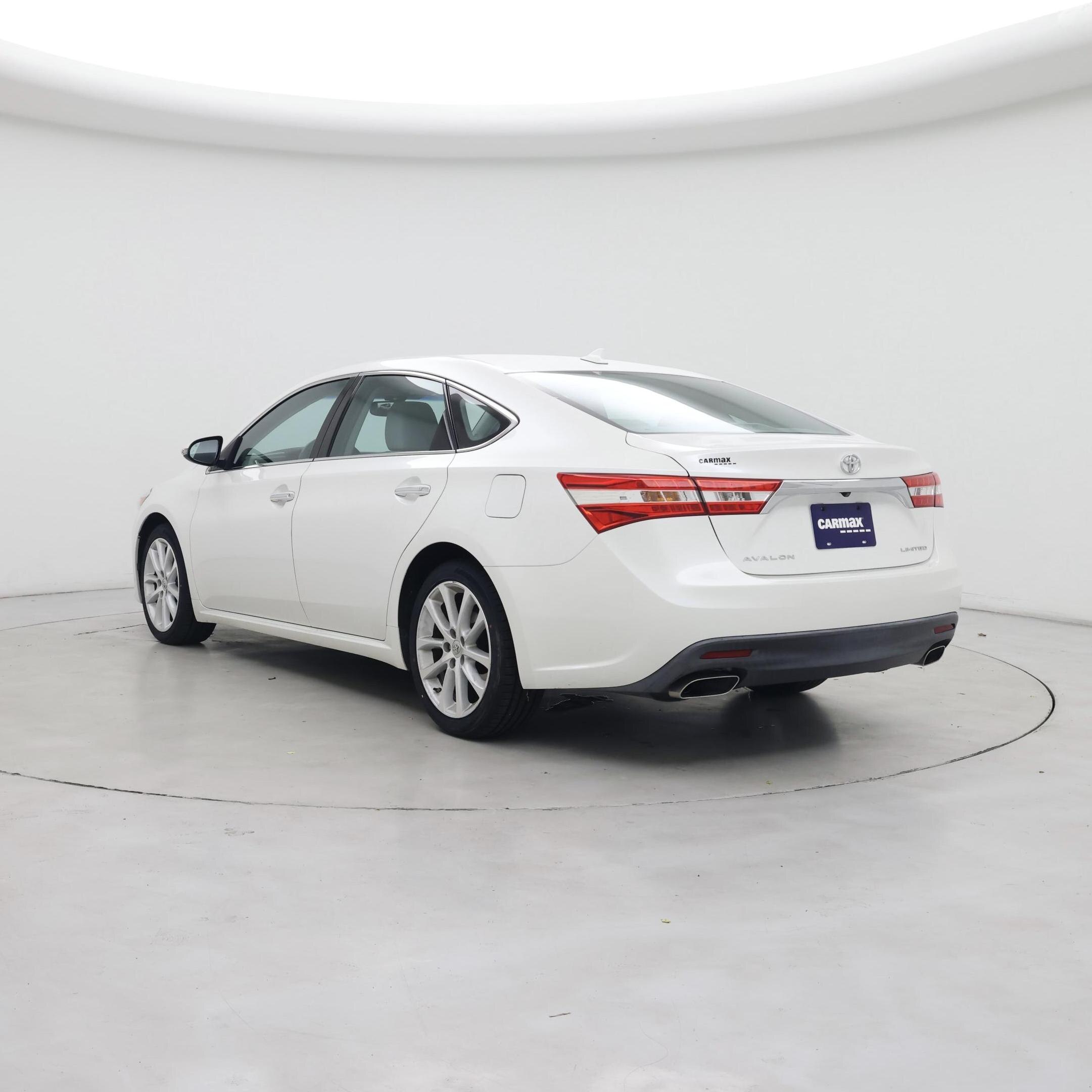 Thumbnail: 2014 Toyota Avalon - 2