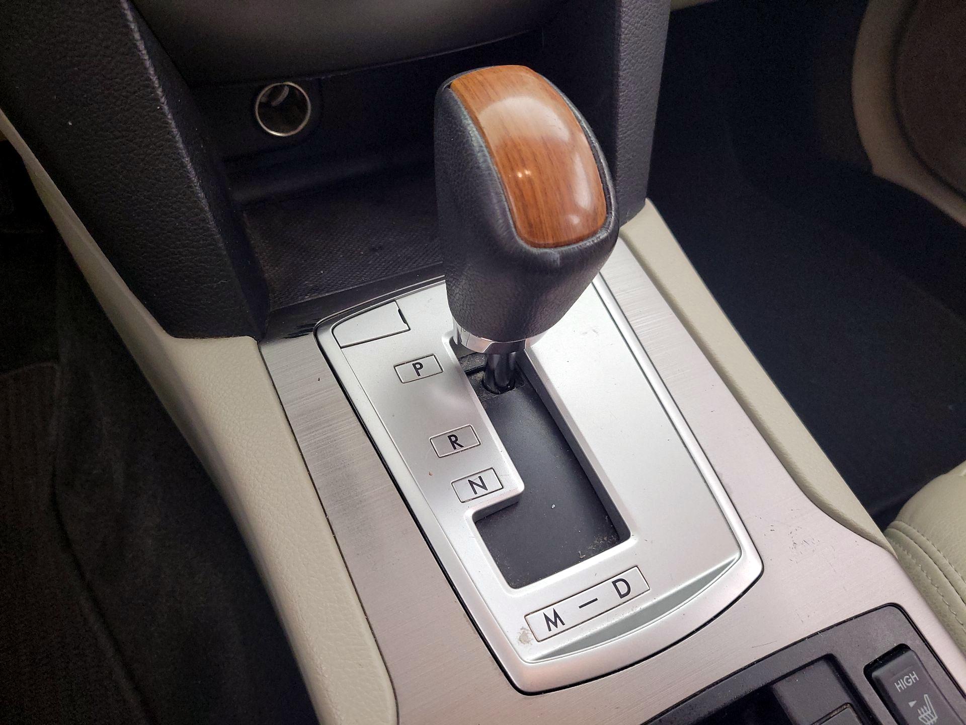 Thumbnail: 2014 Subaru Outback - 18