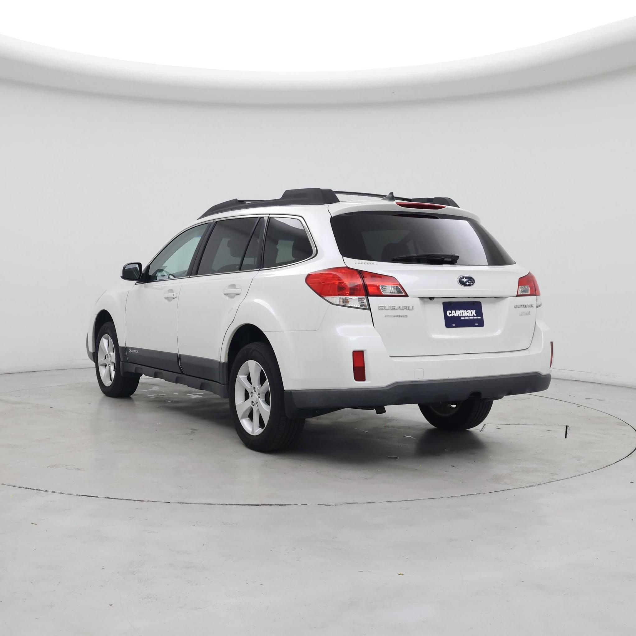 Thumbnail: 2014 Subaru Outback - 2