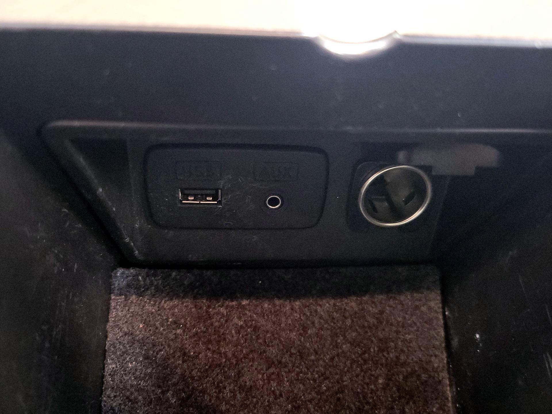 Thumbnail: 2014 Subaru Outback - 19