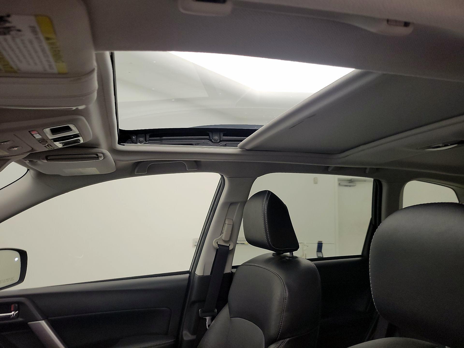 Thumbnail: 2016 Subaru Forester - 19