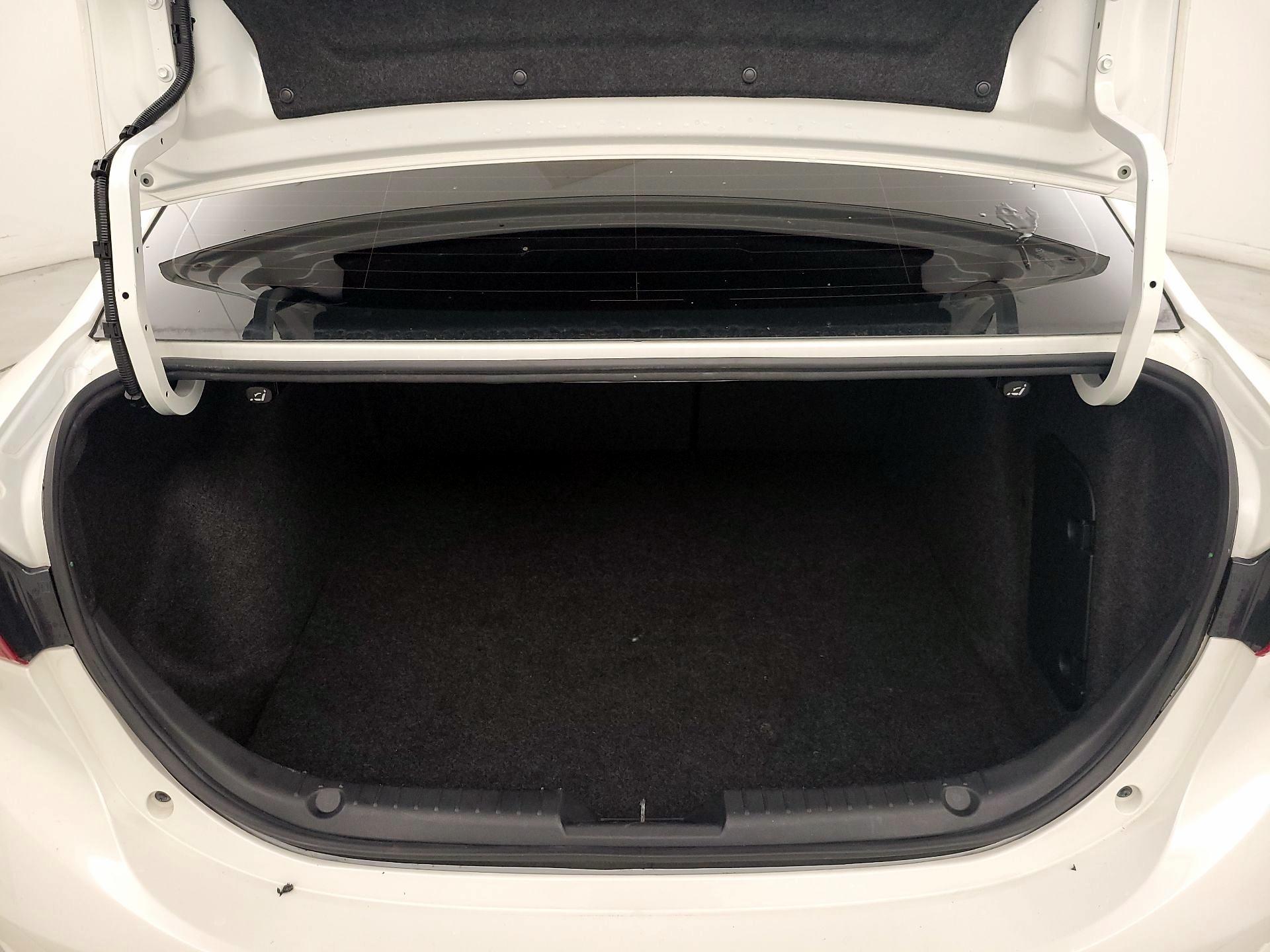 Thumbnail: 2015 Mazda Mazda3 - 20