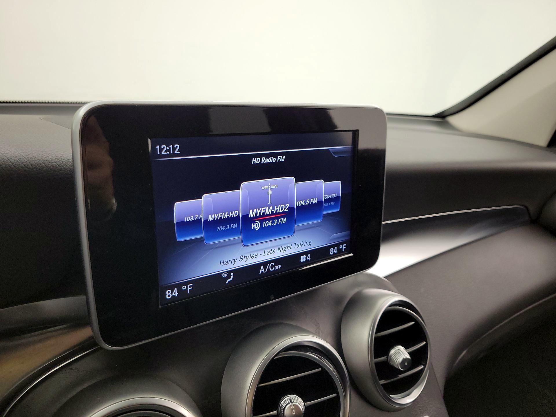 Thumbnail: 2016 Mercedes-Benz GLC - 15