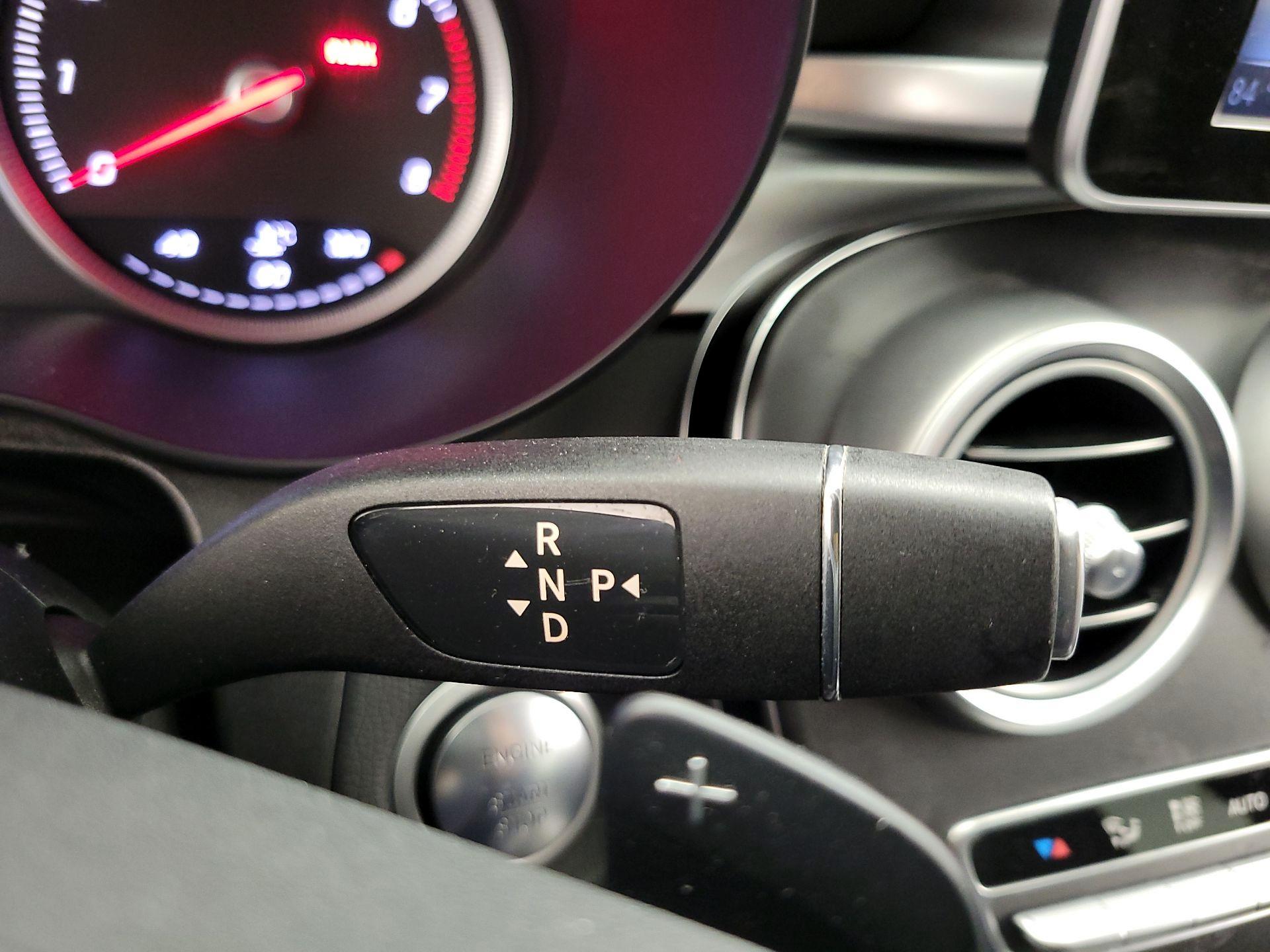 Thumbnail: 2016 Mercedes-Benz GLC - 17