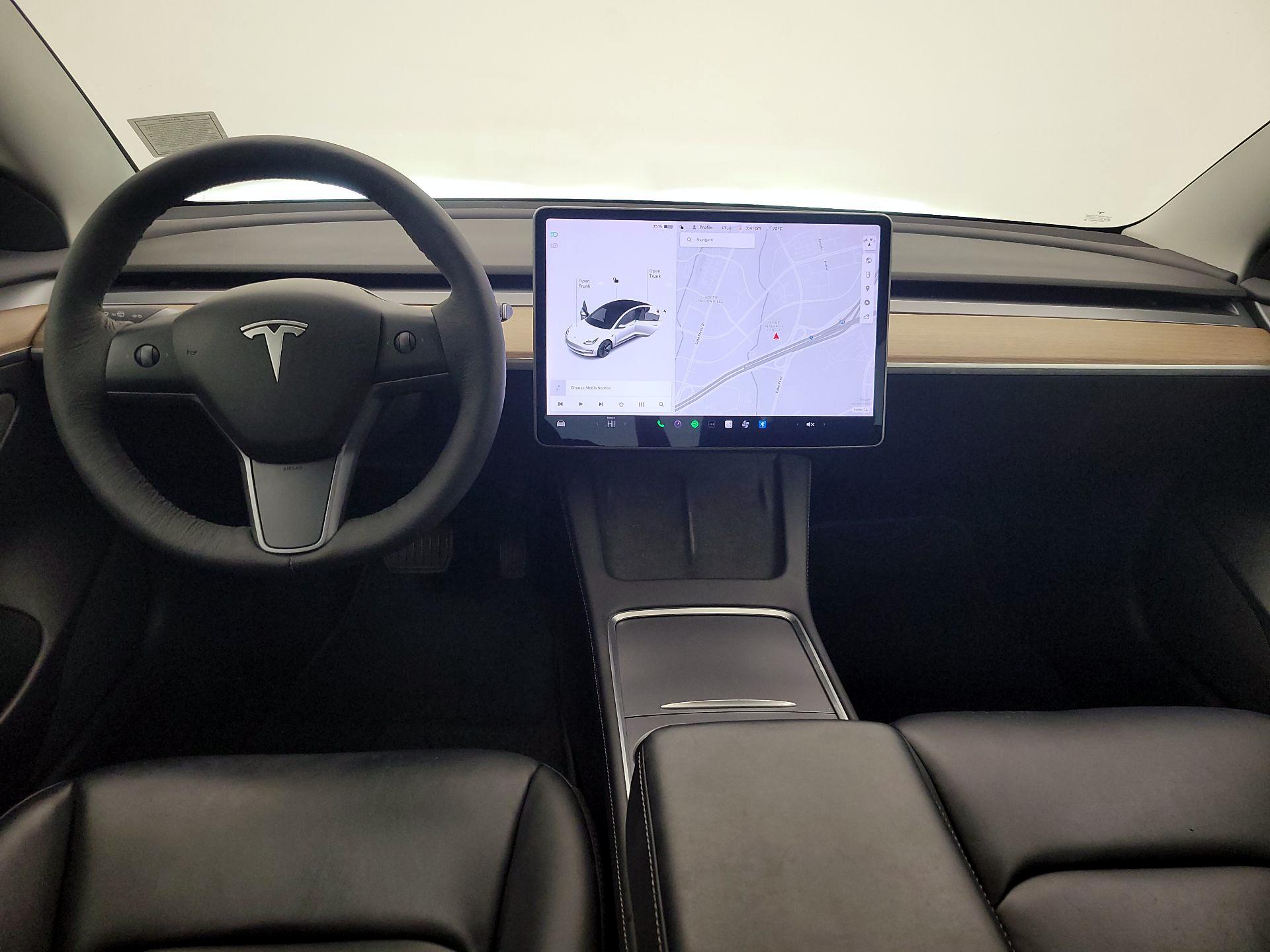 Thumbnail: 2021 Tesla Model 3 - 9