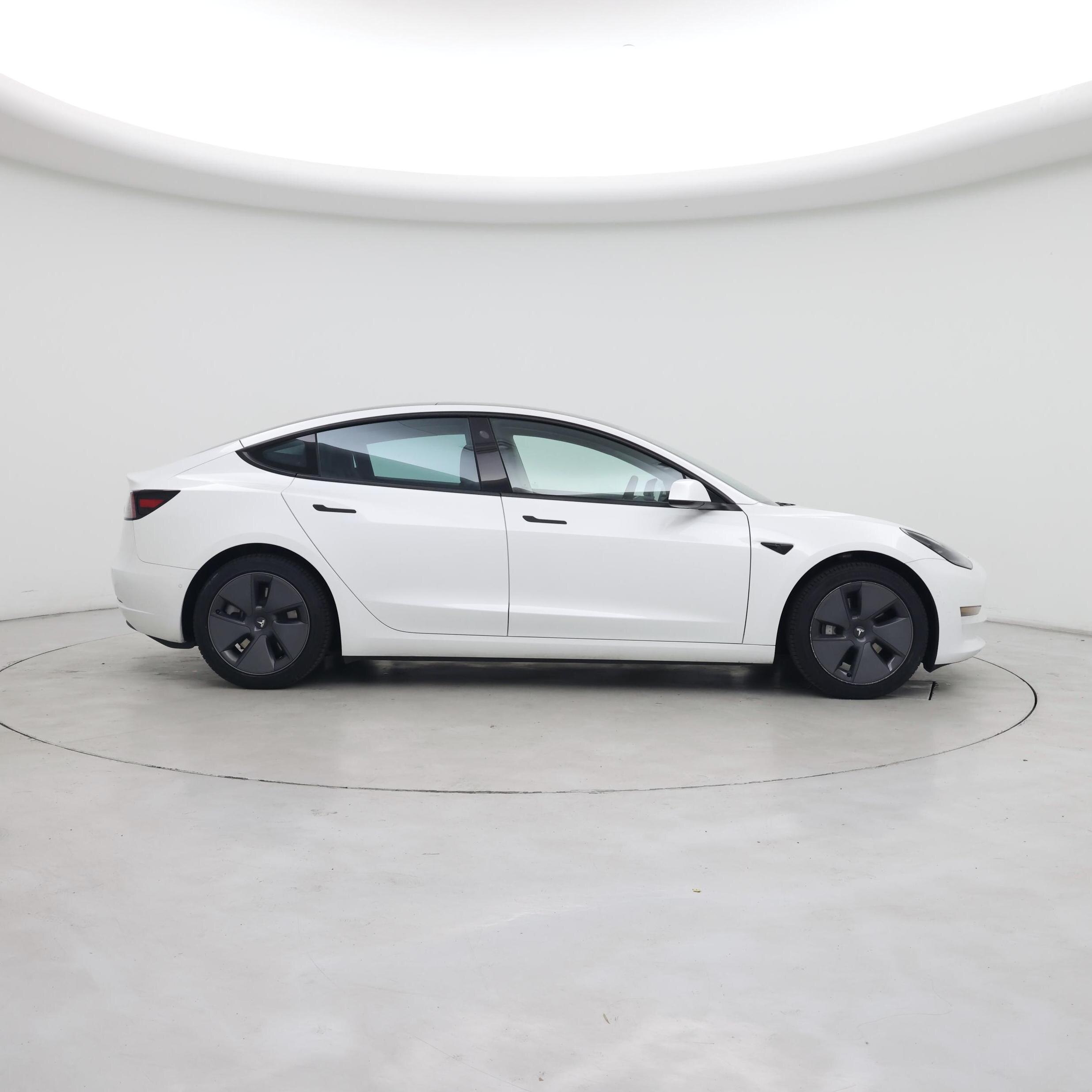 Thumbnail: 2021 Tesla Model 3 - 7