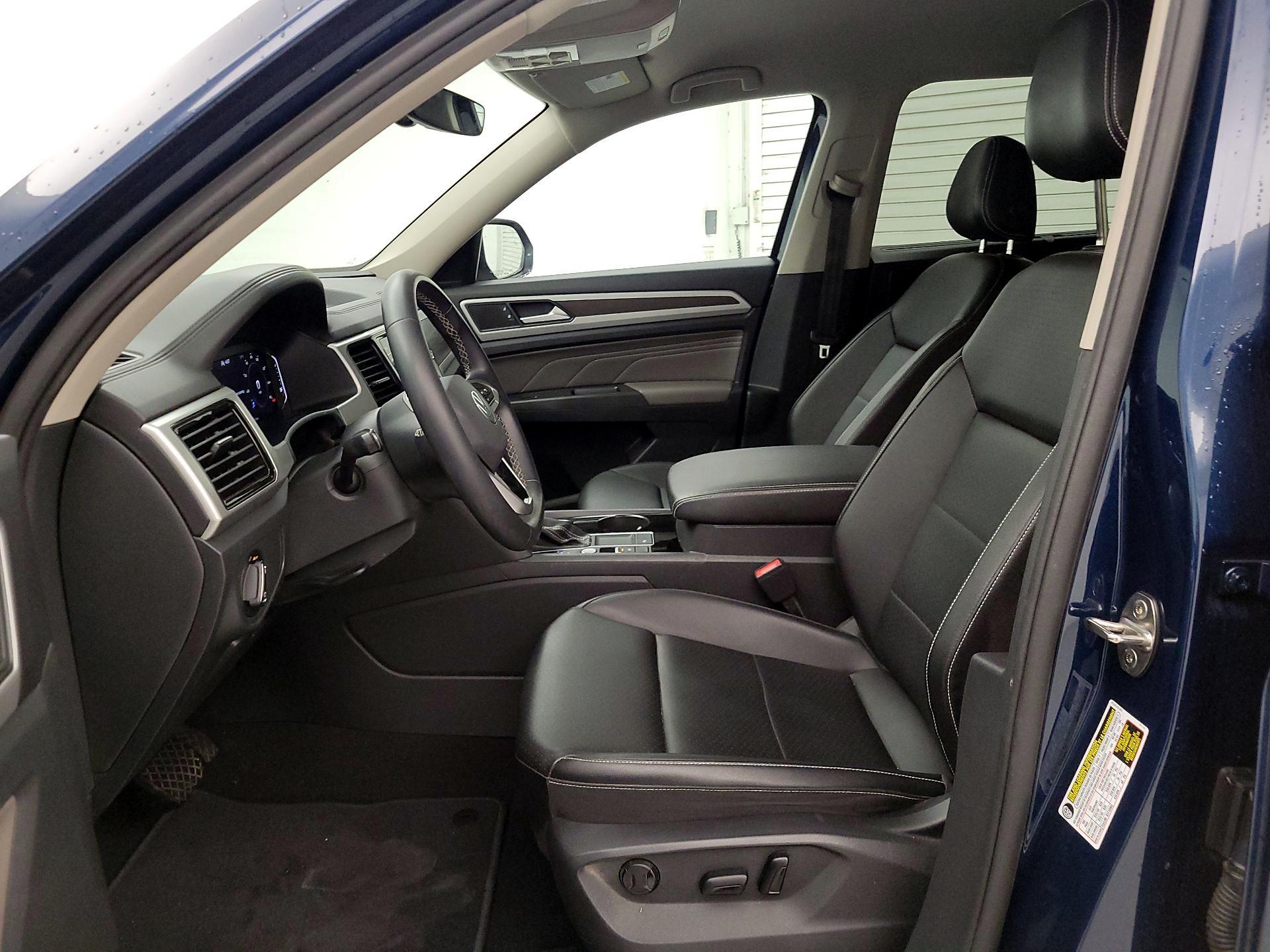 Thumbnail: 2023 Volkswagen Atlas - 11