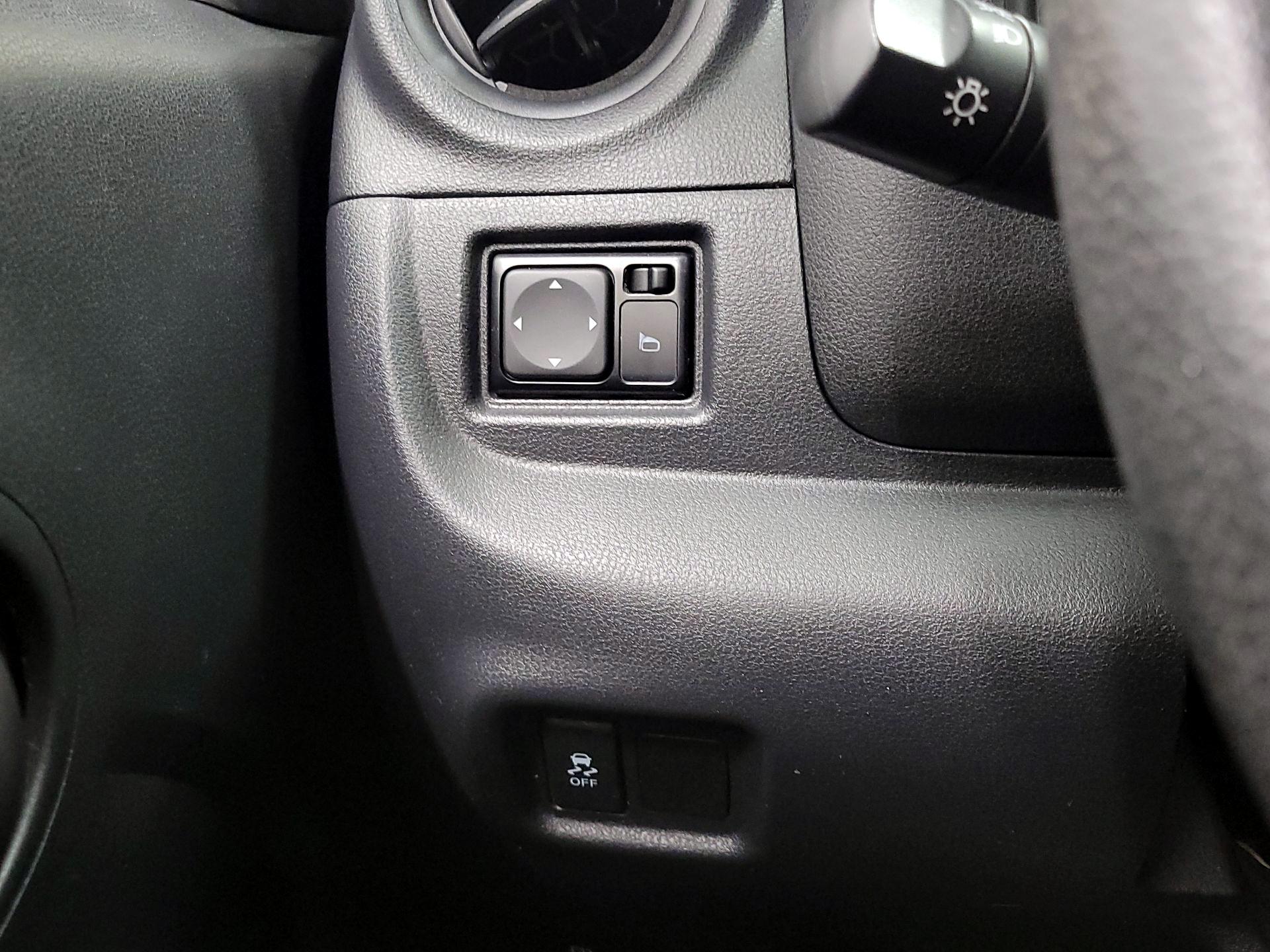 Thumbnail: 2018 Nissan Versa - 13