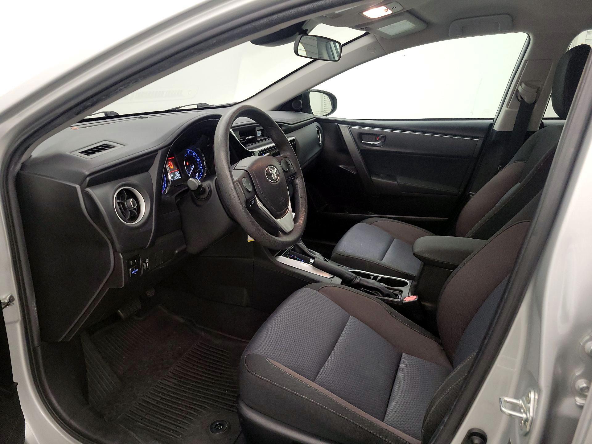 Thumbnail: 2018 Toyota Corolla - 11