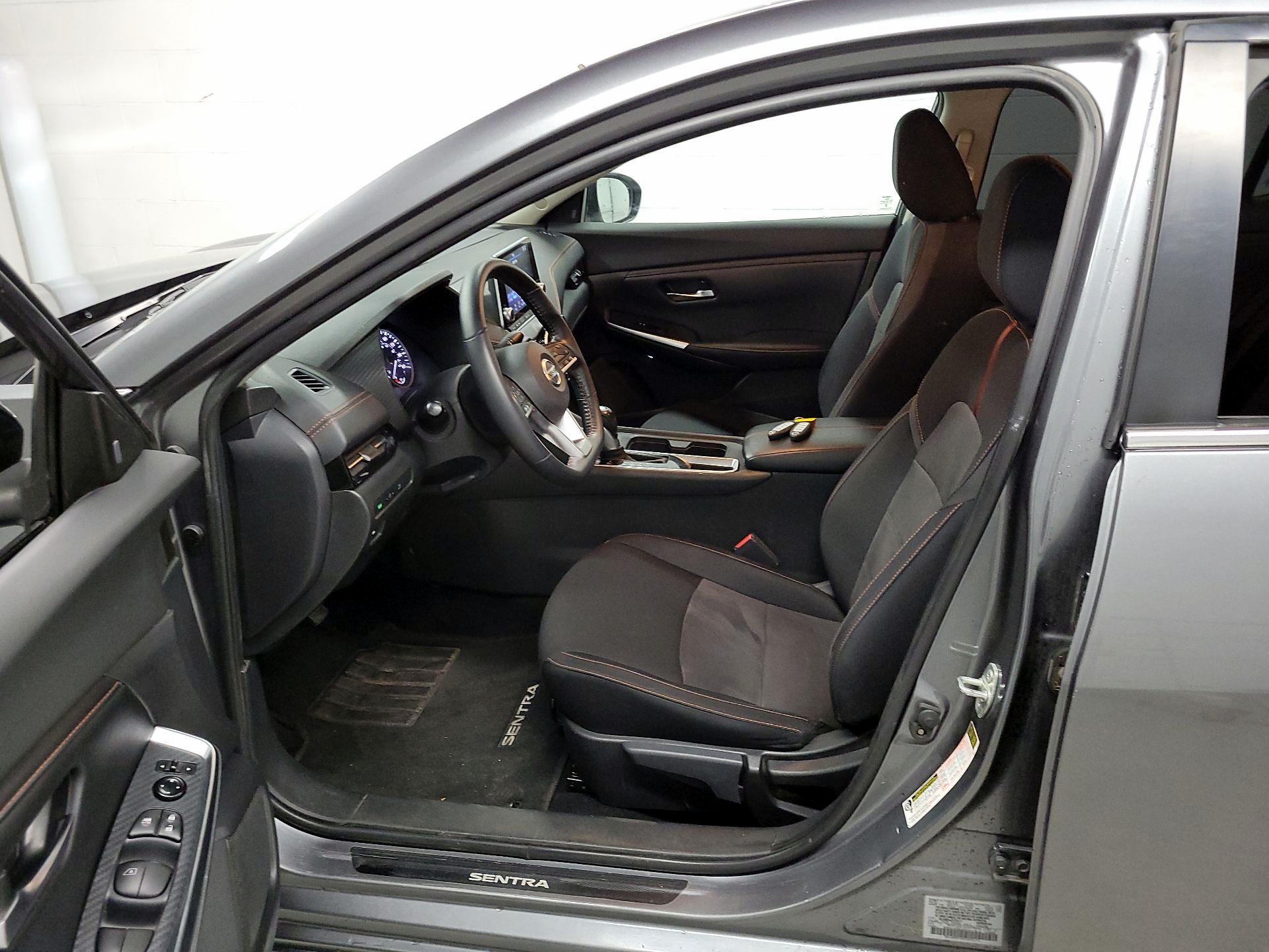 Thumbnail: 2023 Nissan Sentra - 11