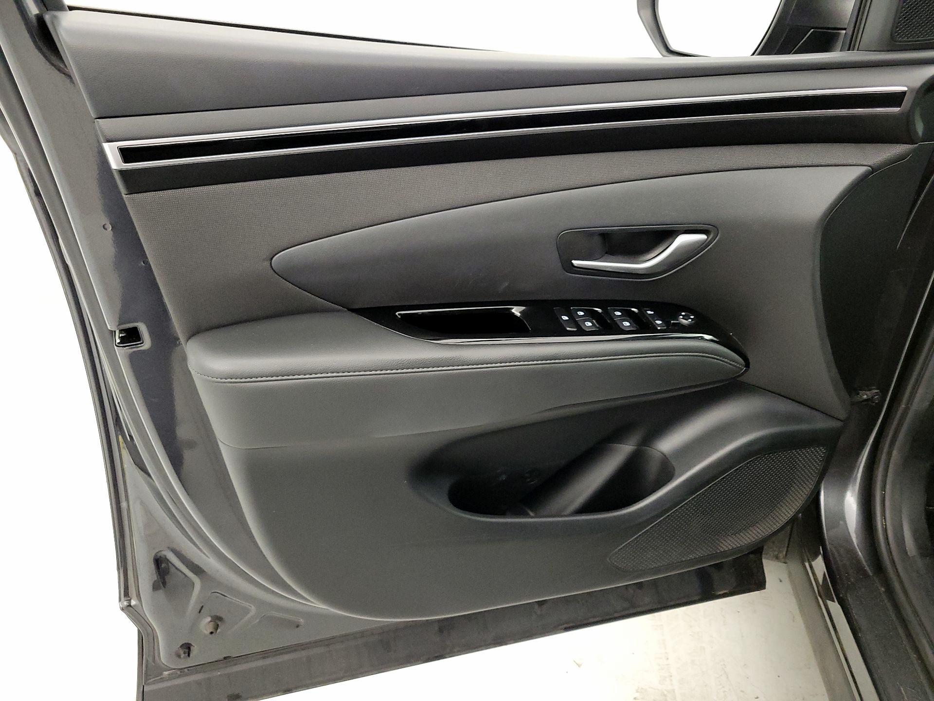 Thumbnail: 2022 Hyundai Tucson - 12