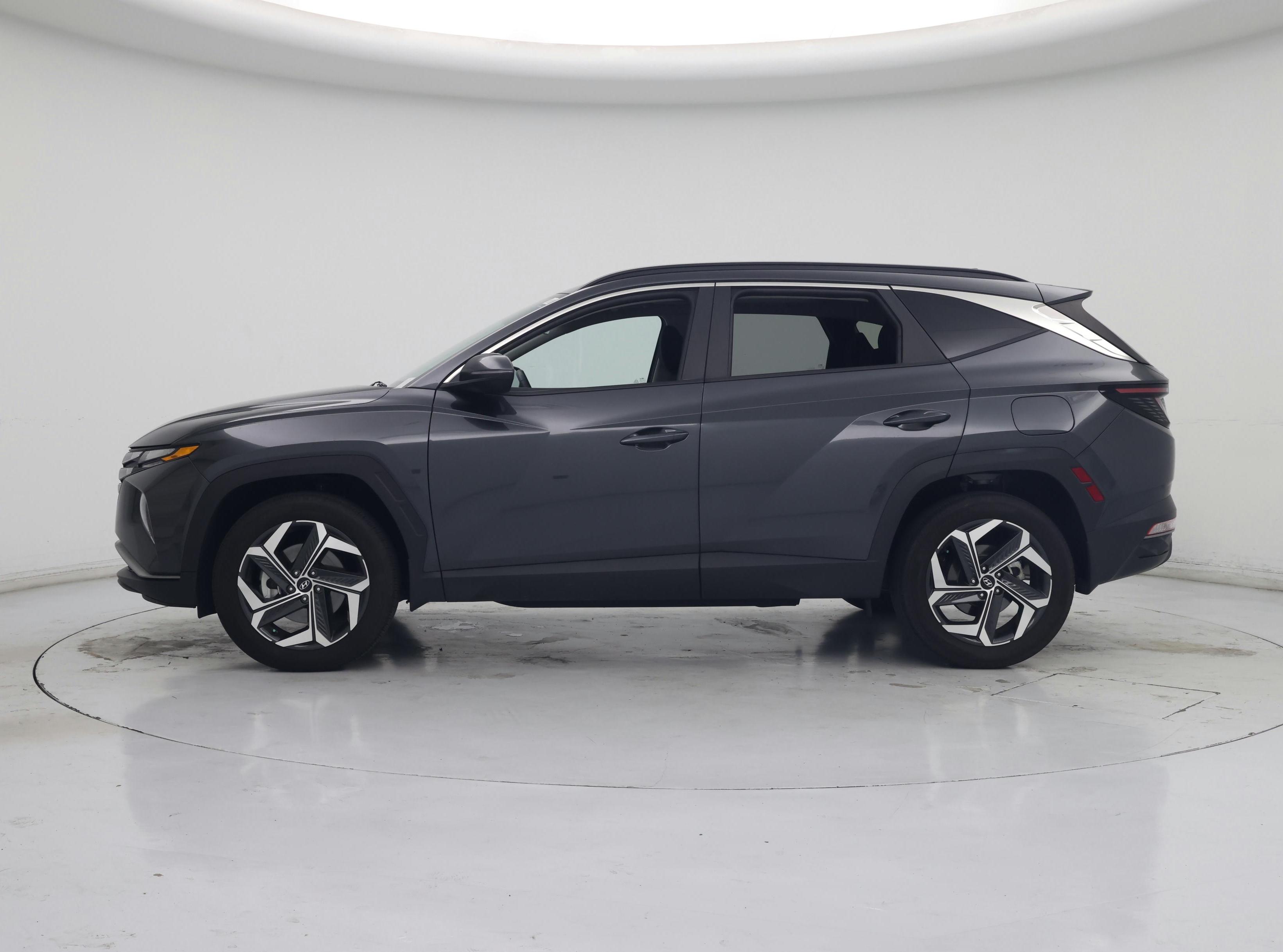 Thumbnail: 2022 Hyundai Tucson - 3