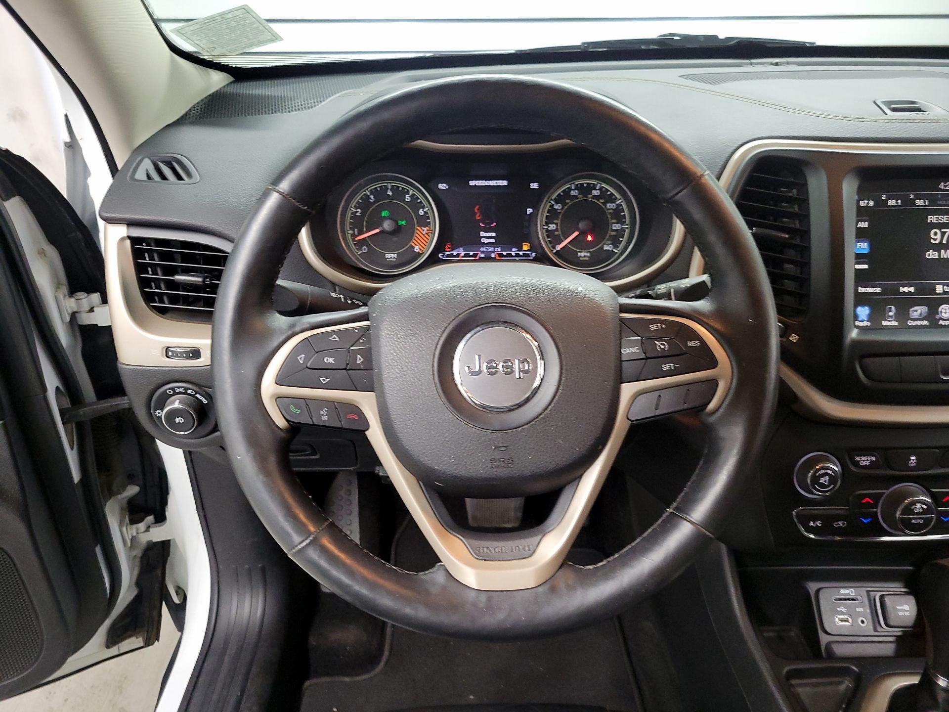 Thumbnail: 2014 Jeep Cherokee - 10