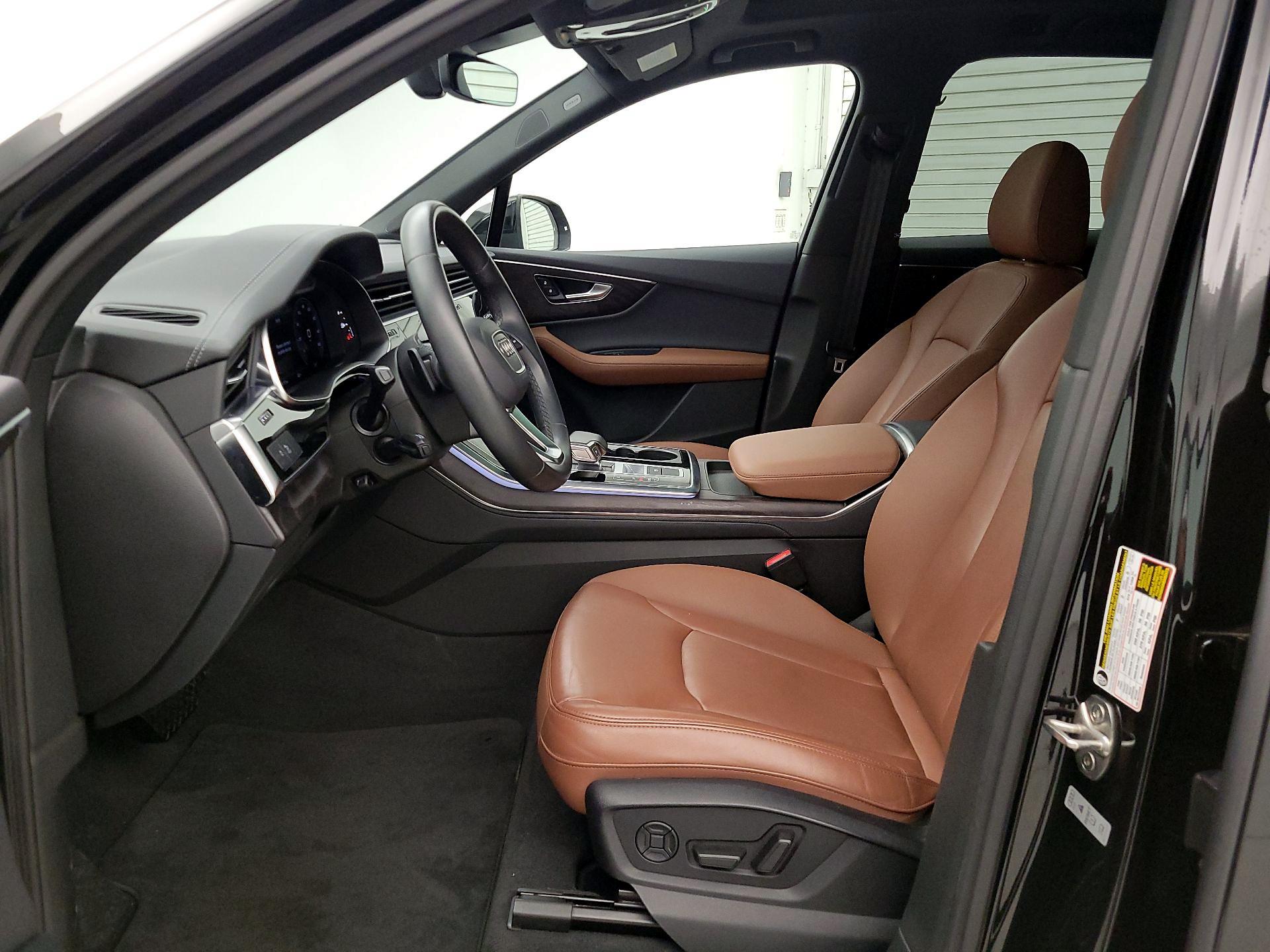 Thumbnail: 2023 Audi Q7 - 11