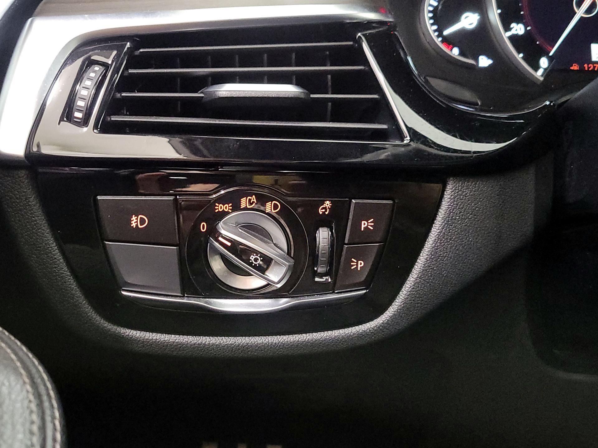 Thumbnail: 2019 BMW 5 Series - 13