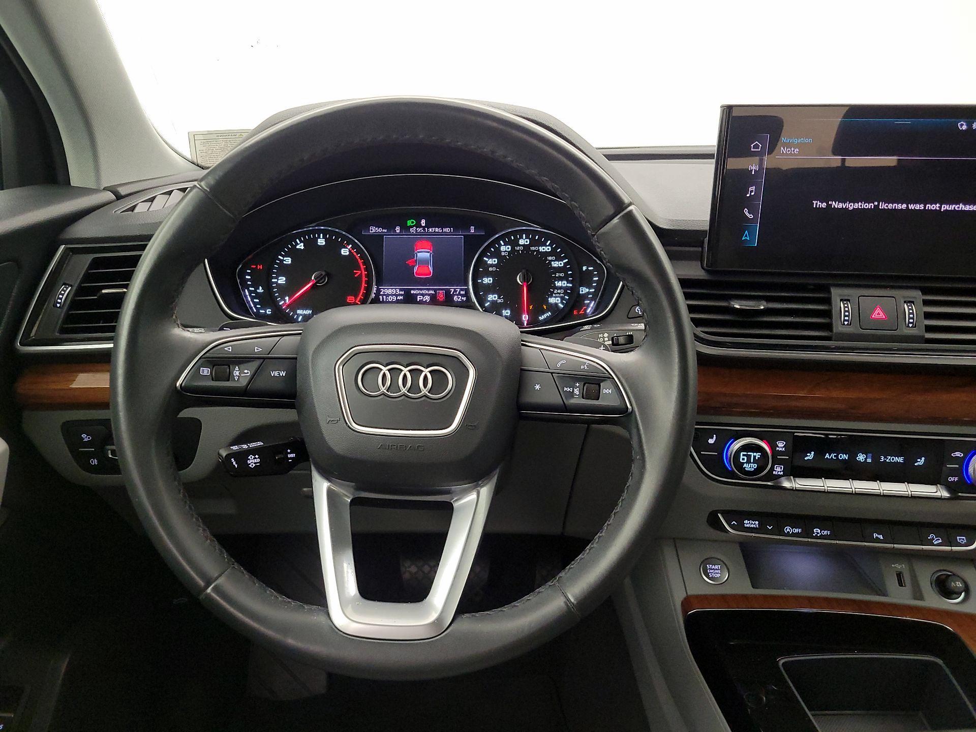 Thumbnail: 2023 Audi Q5 - 10