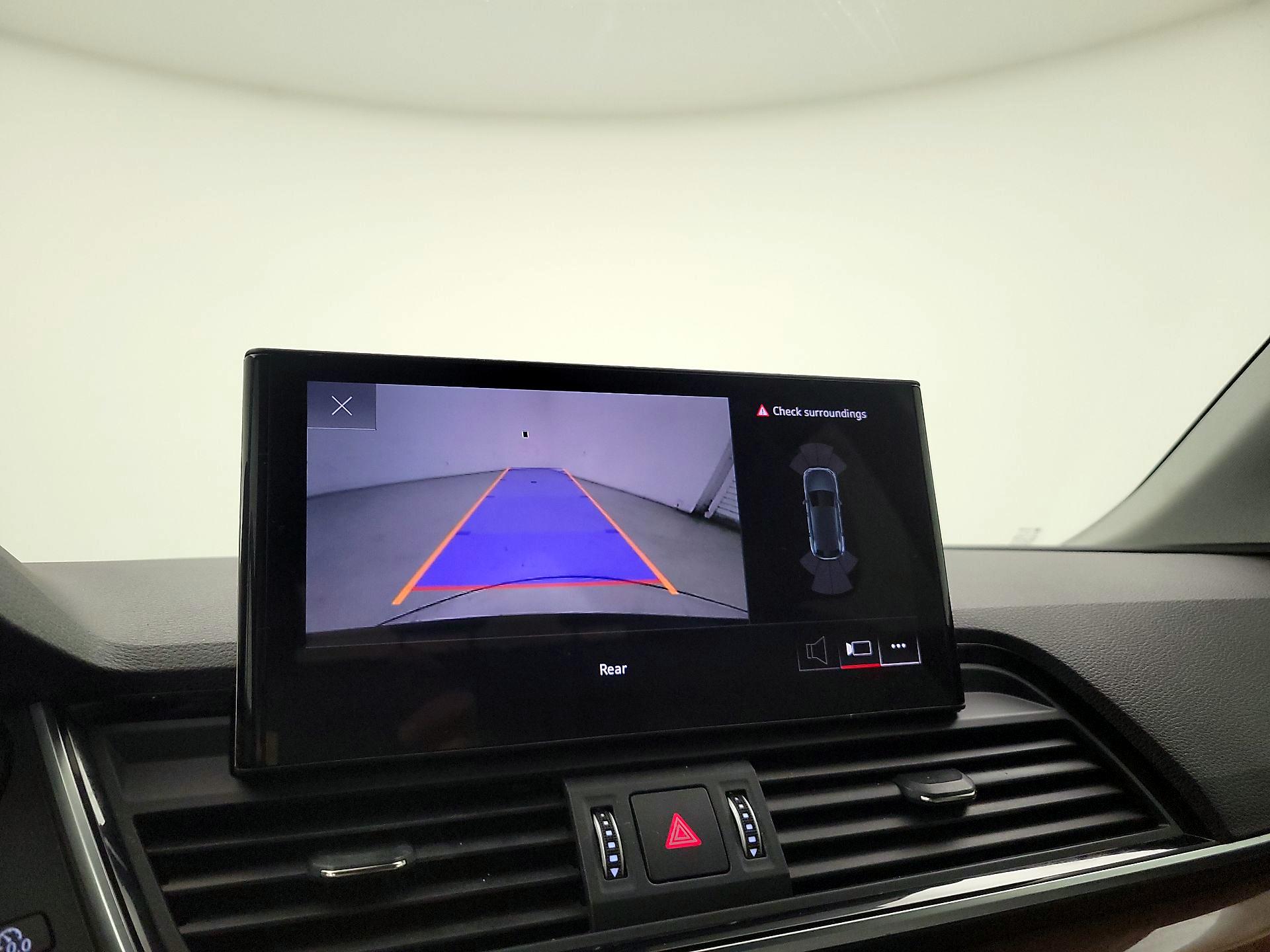 Thumbnail: 2023 Audi Q5 - 15