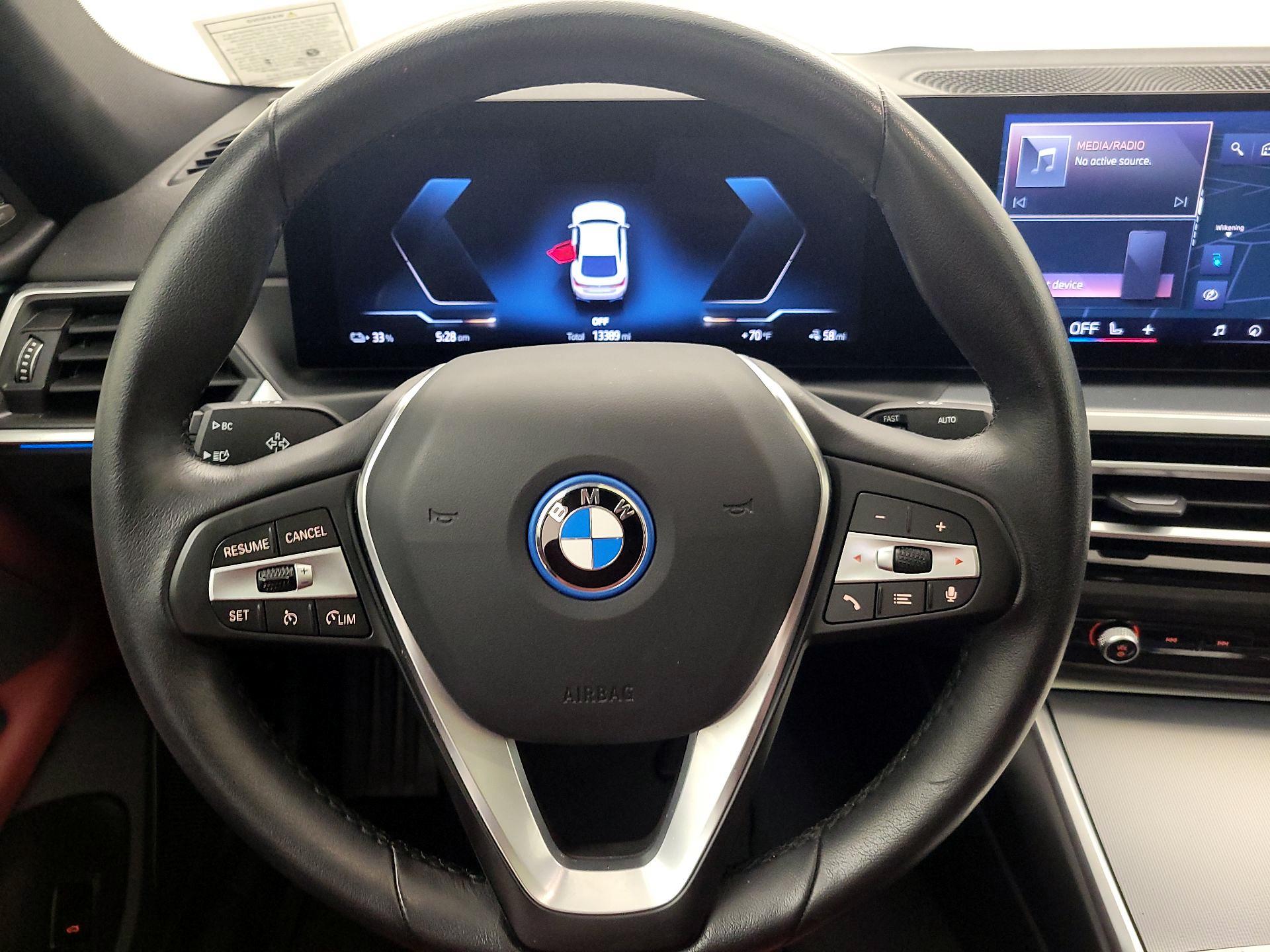 Thumbnail: 2024 BMW i4 - 10