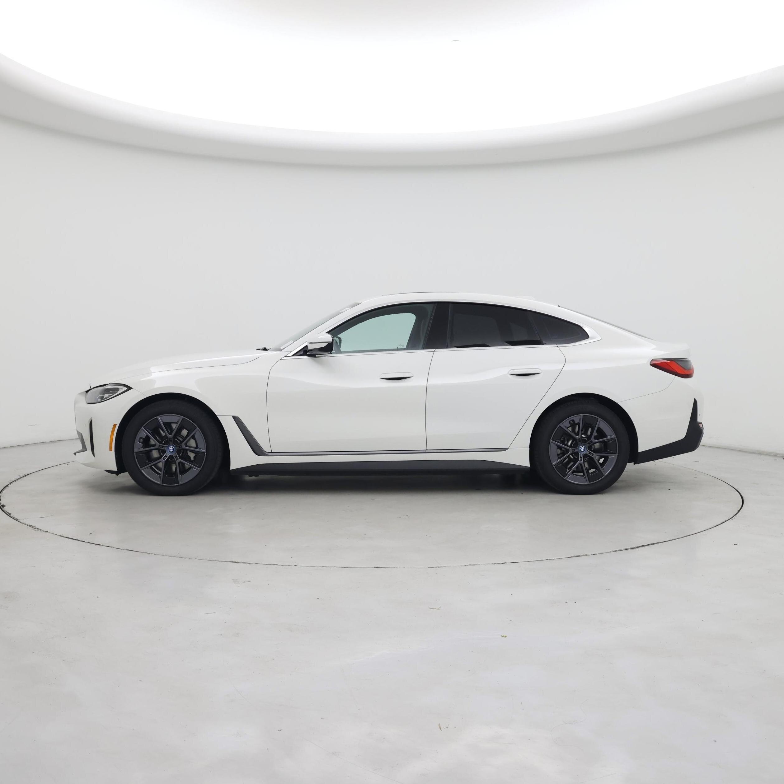 Thumbnail: 2024 BMW i4 - 3