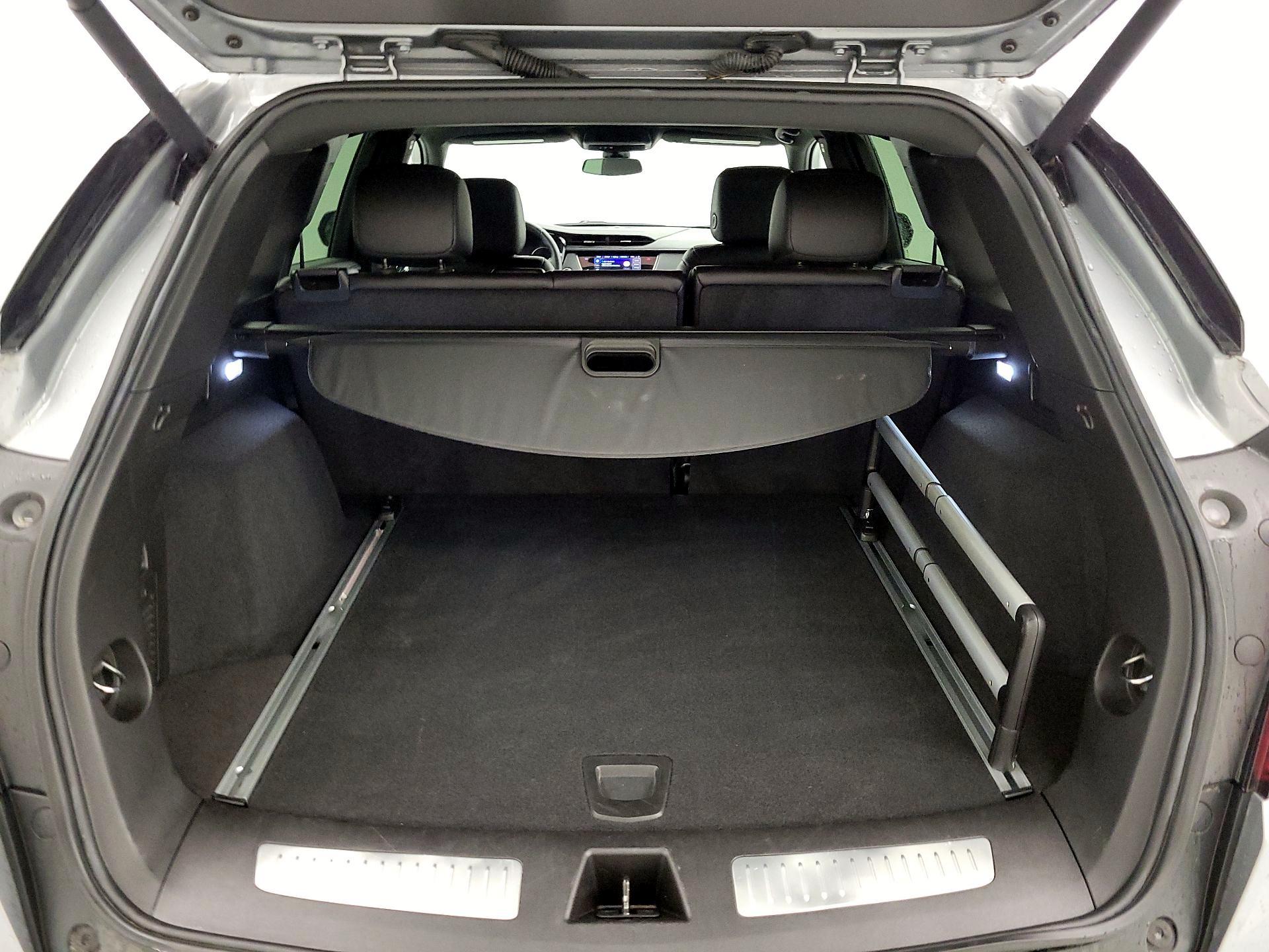 Thumbnail: 2025 Cadillac XT5 - 19