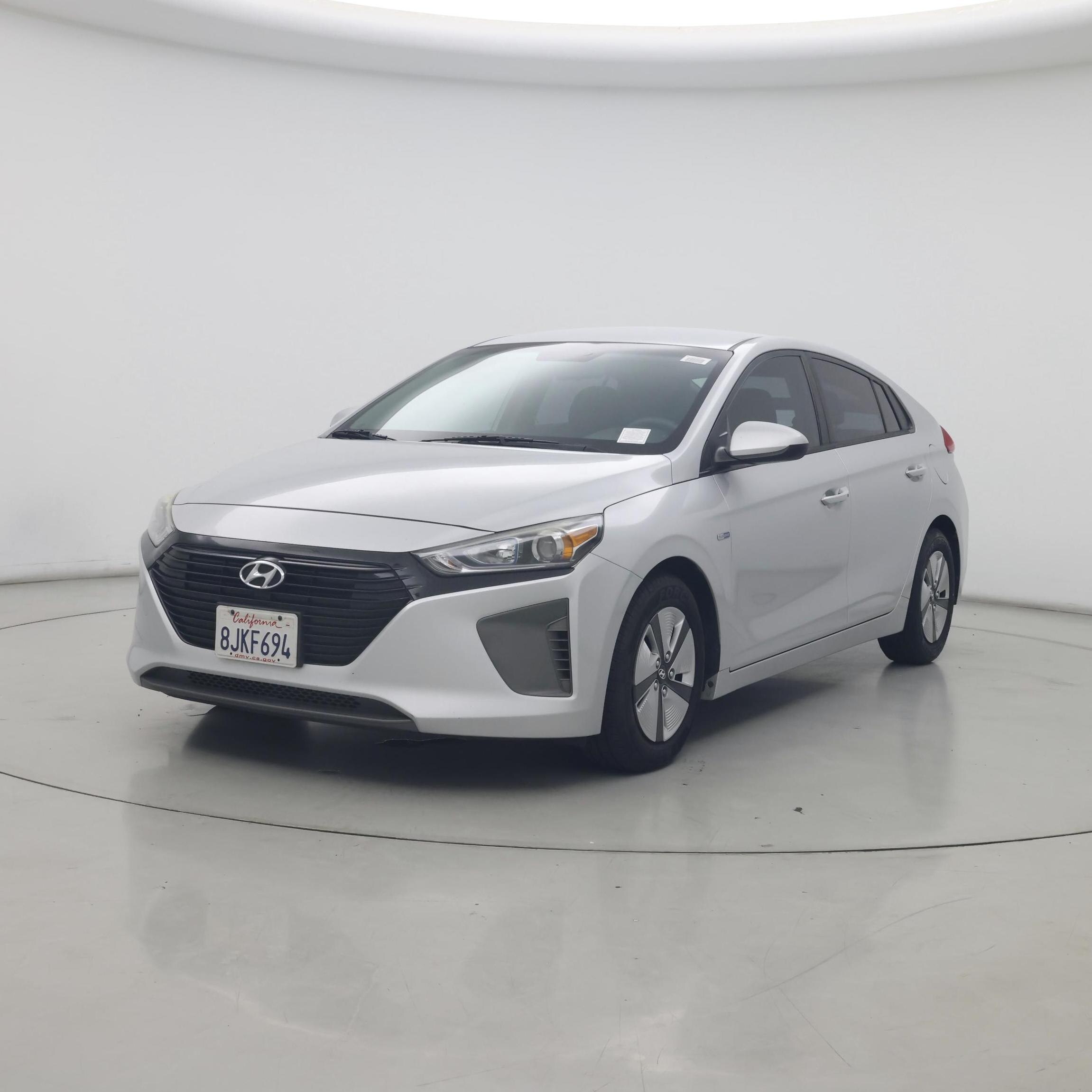 Thumbnail: 2019 Hyundai Ioniq - 4