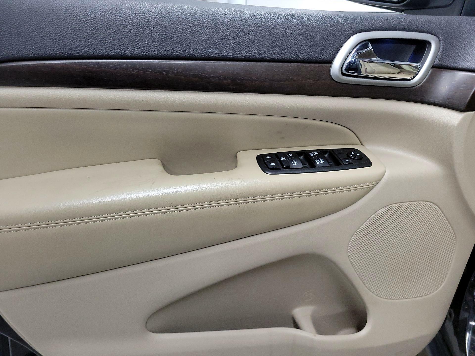 Thumbnail: 2018 Jeep Grand Cherokee - 10