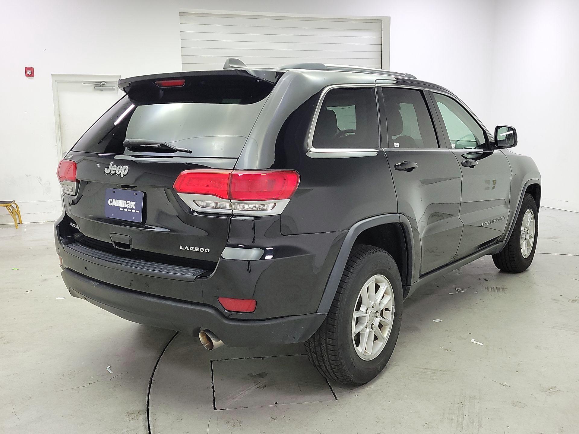 Thumbnail: 2018 Jeep Grand Cherokee - 5