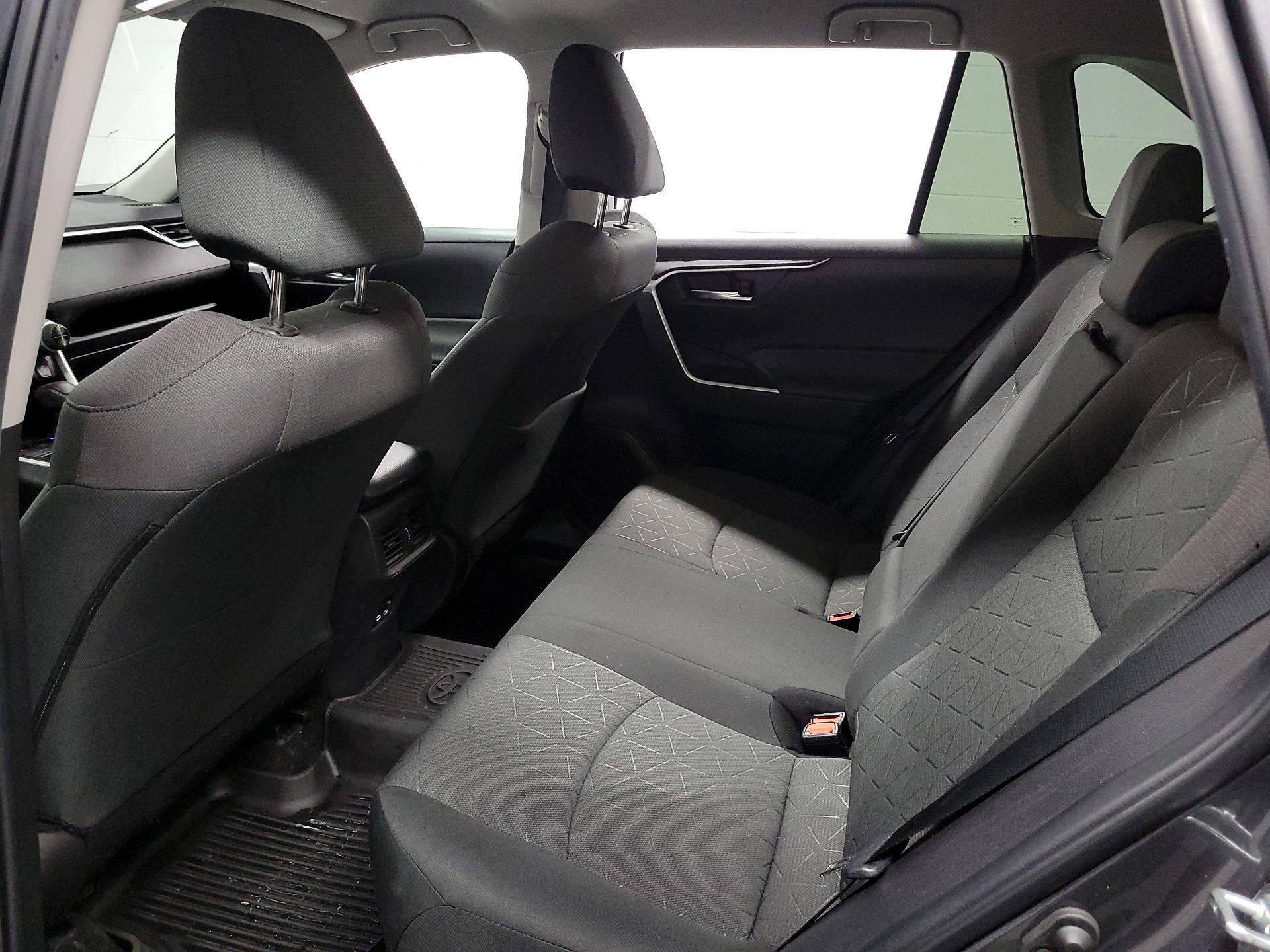 Thumbnail: 2023 Toyota RAV4 - 15