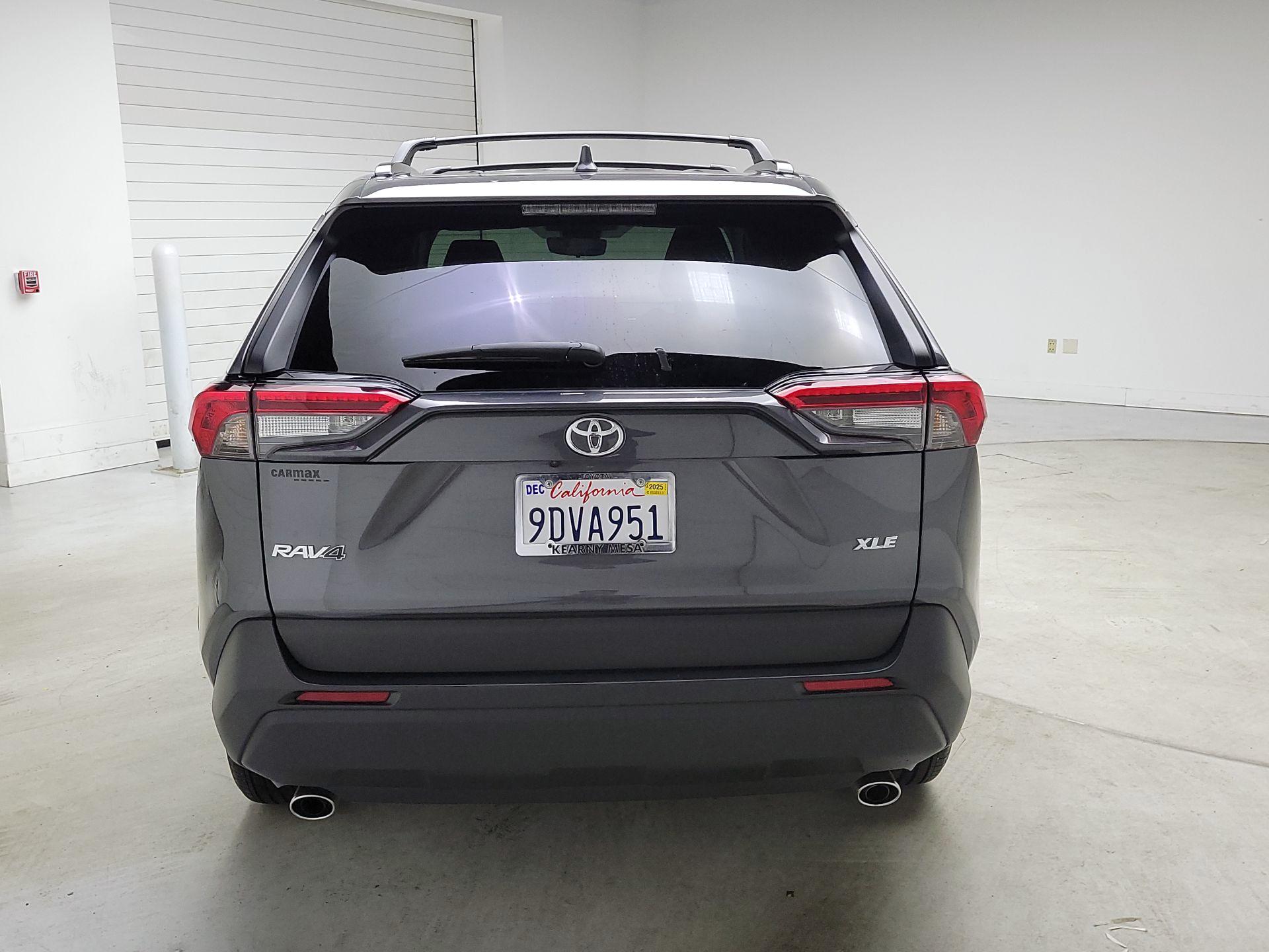 Thumbnail: 2023 Toyota RAV4 - 6