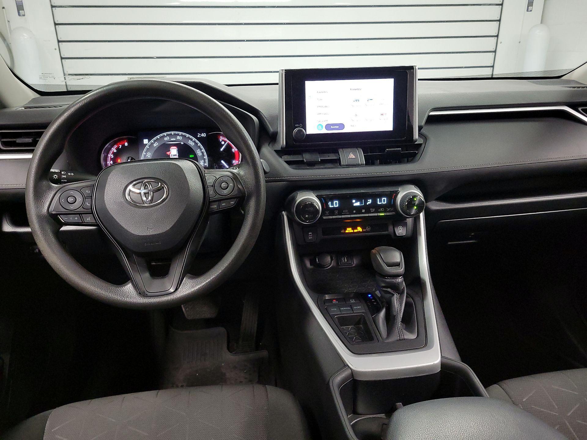 Thumbnail: 2023 Toyota RAV4 - 8