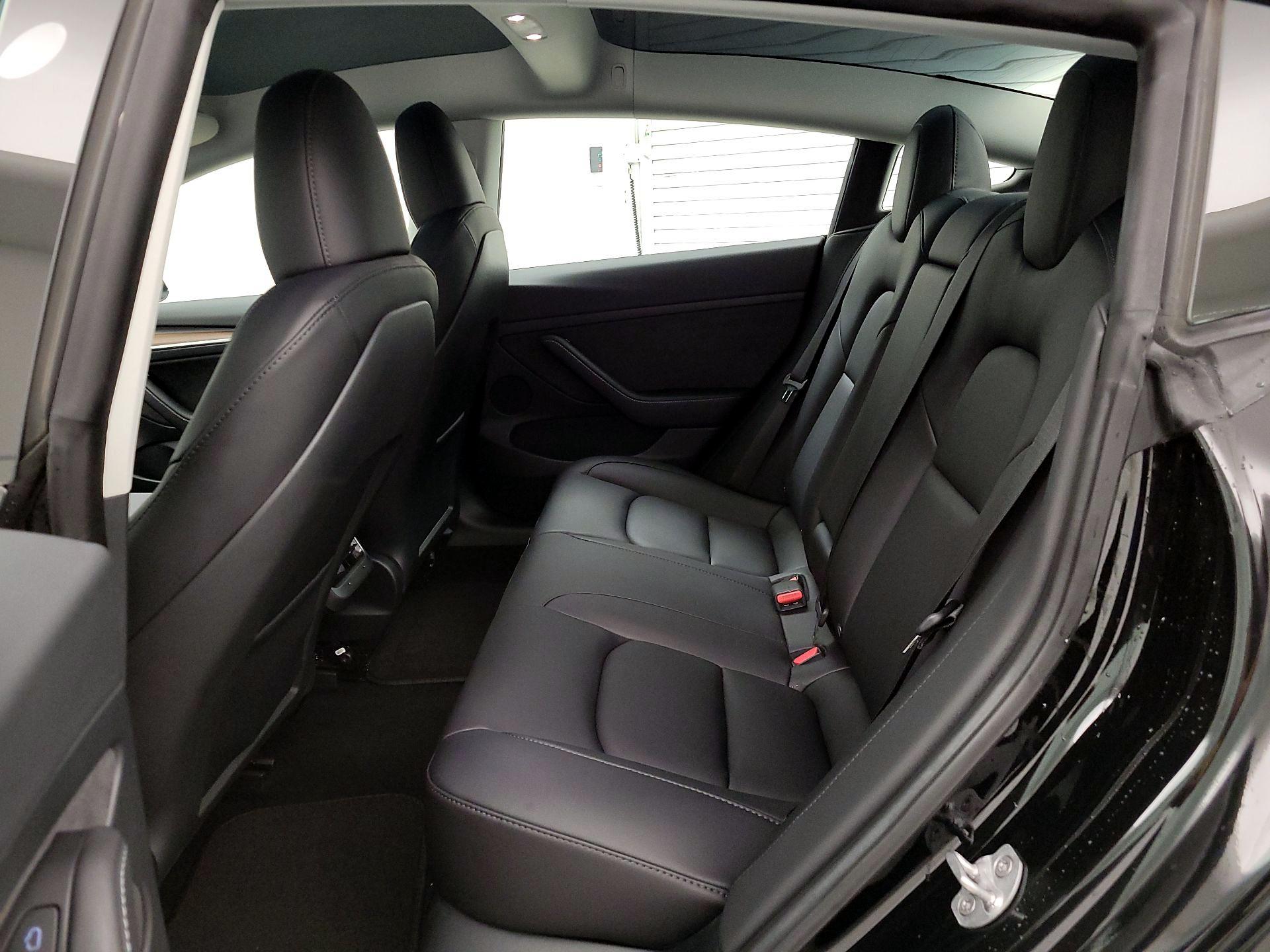 Thumbnail: 2023 Tesla Model 3 - 20